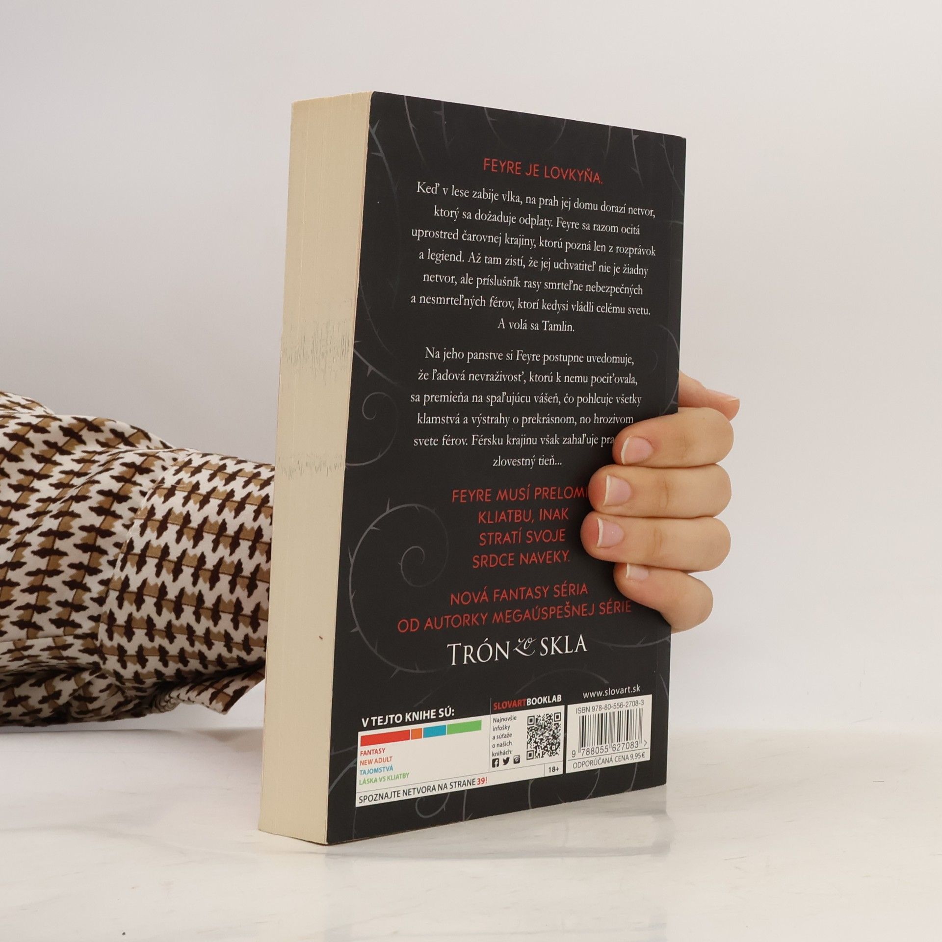 Sarah J. Maas Na dvore z tŕňov a ruží