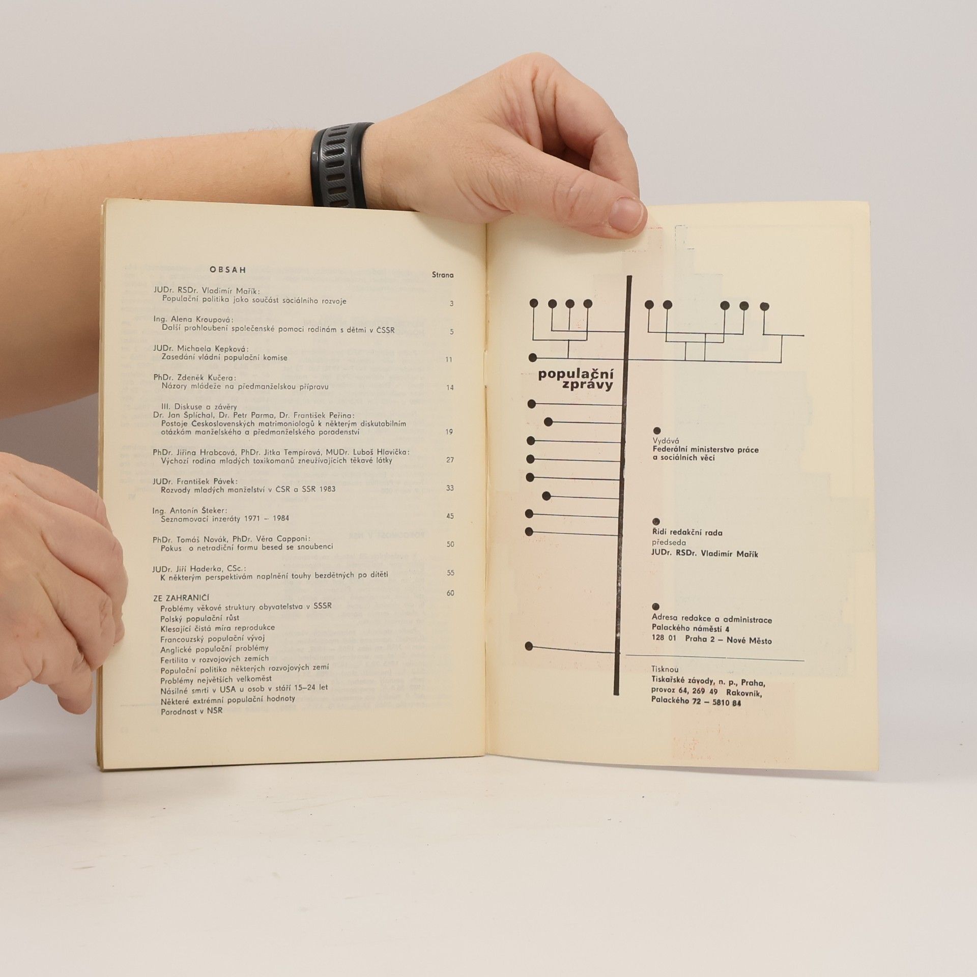 Various authors Populační zprávy '85