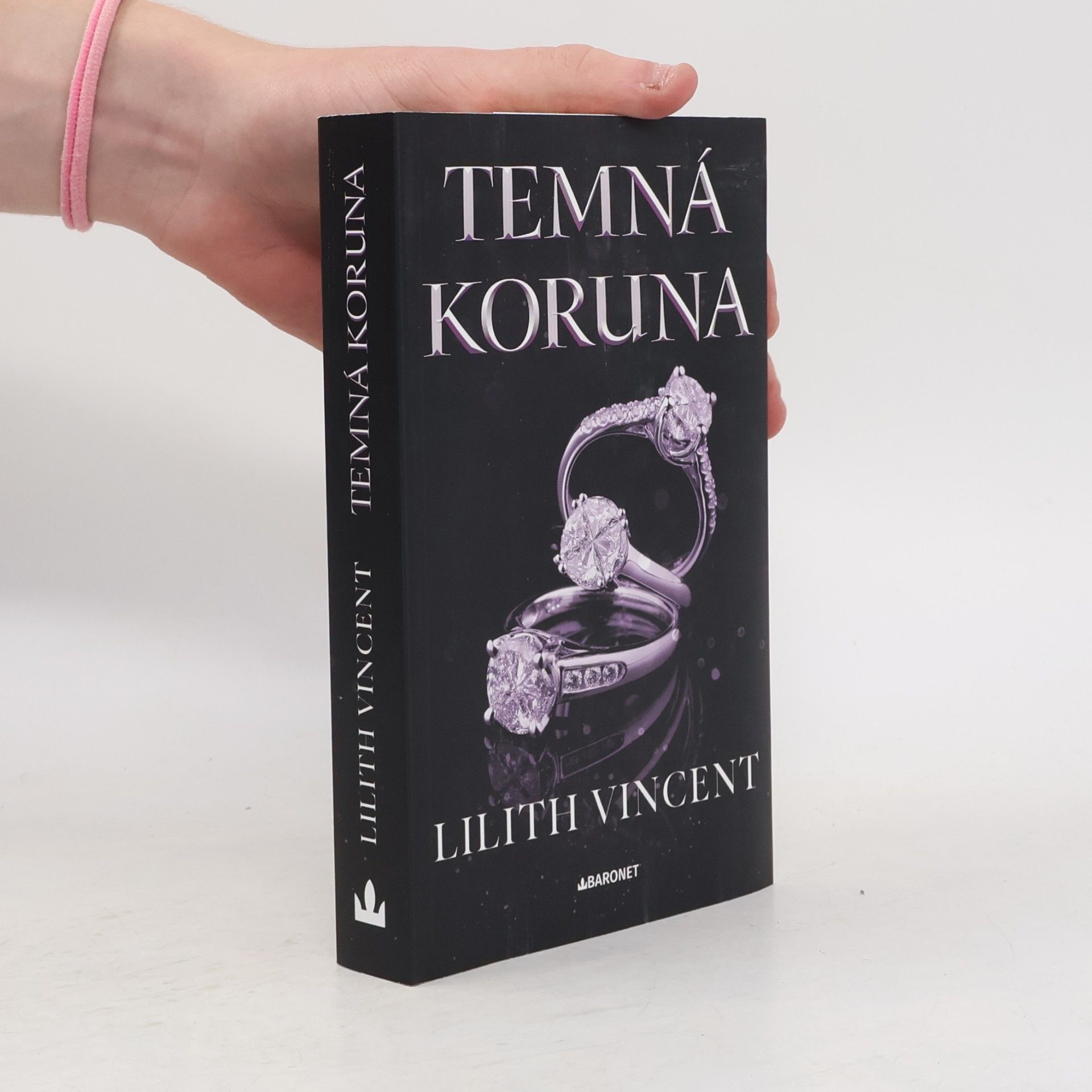 Temná koruna