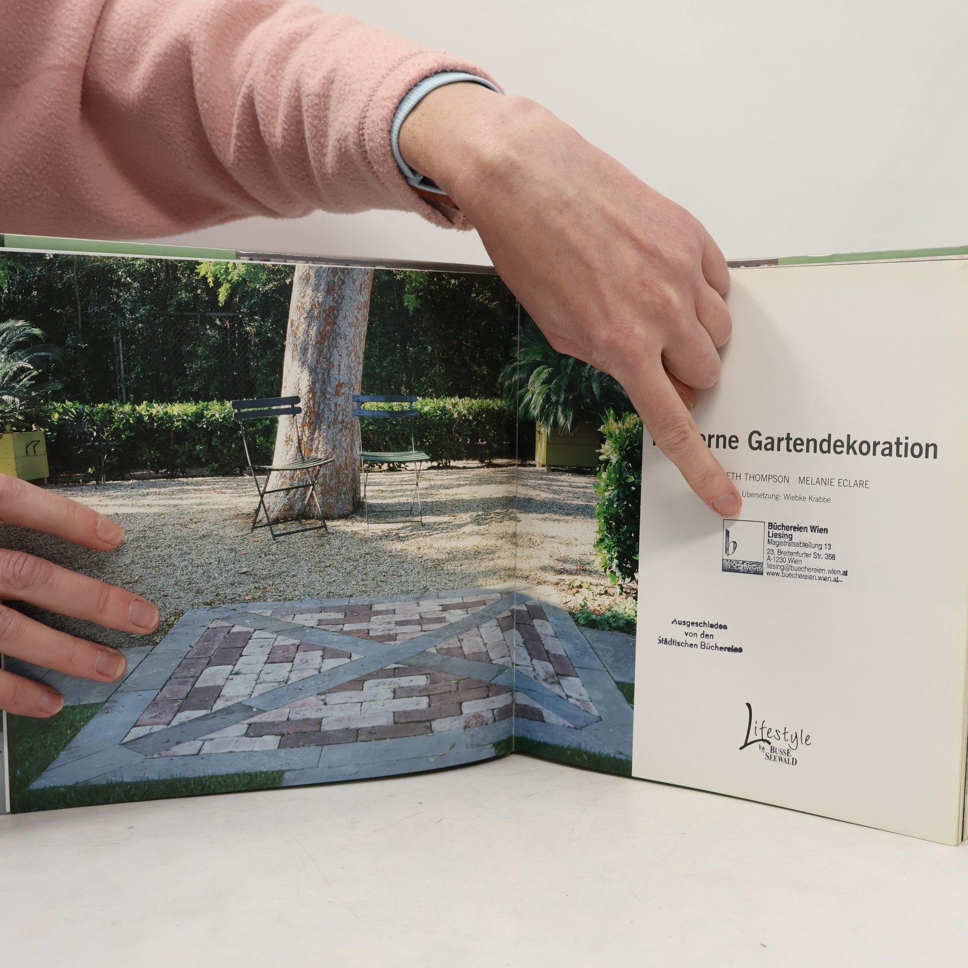 Elspeth Thompson Moderne Gartendekoration