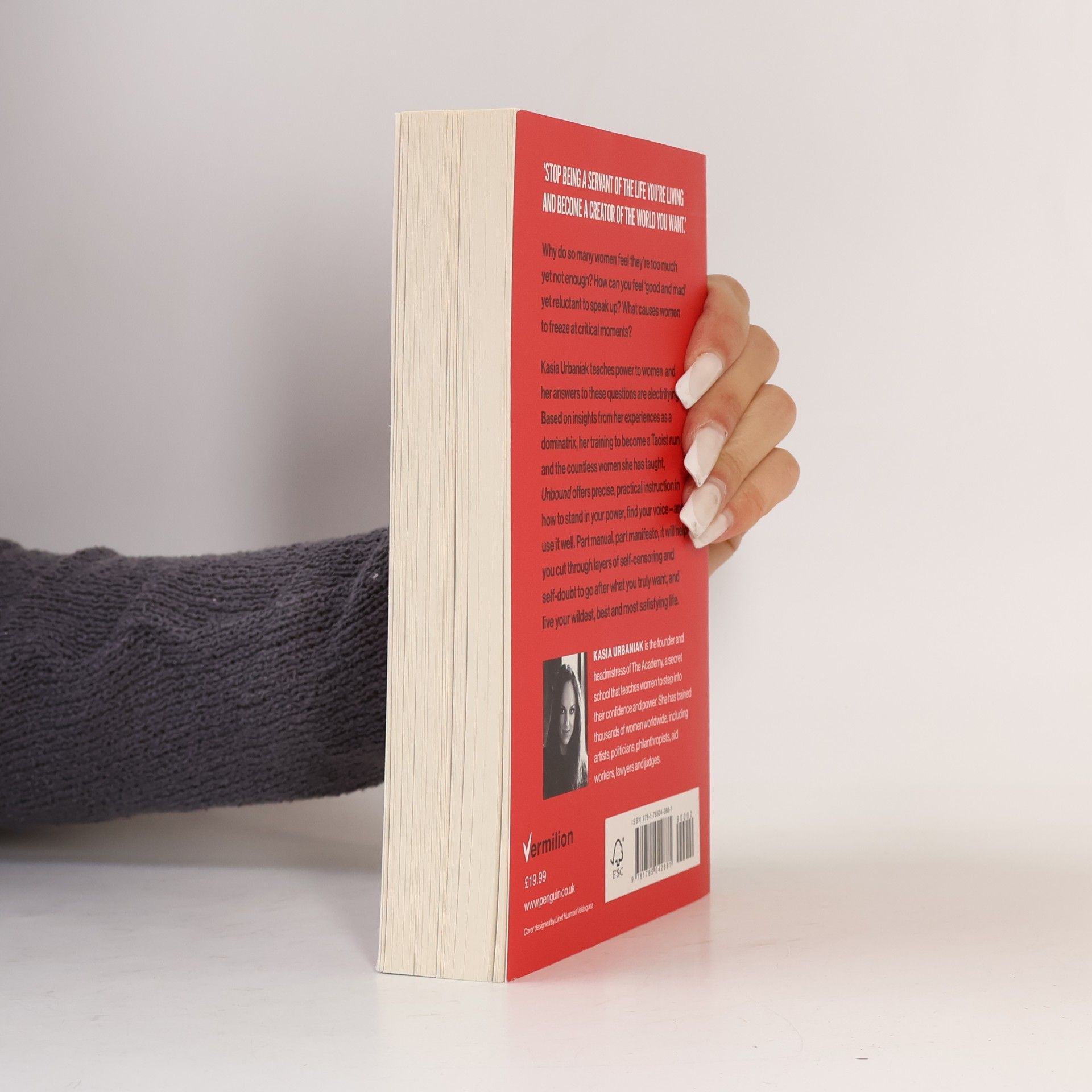 Kasia Urbaniak Unbound