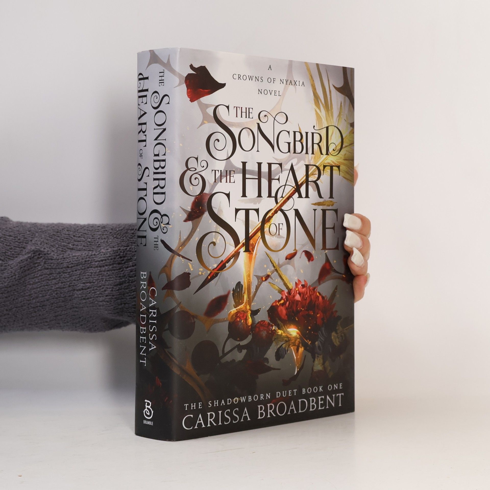 Carissa Broadbent The Songbird and the Heart of Stone