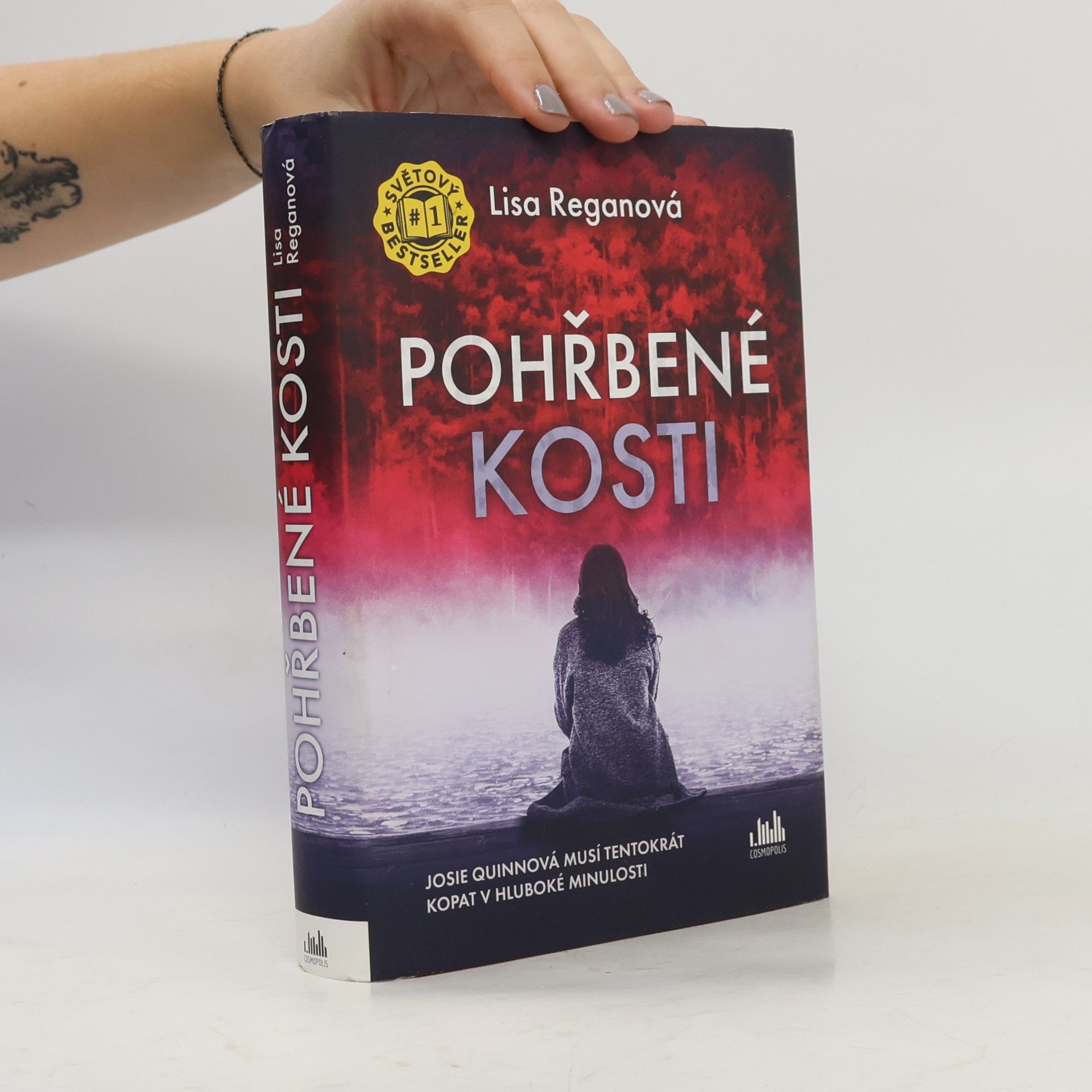 Lisa Regan Pohřbené kosti