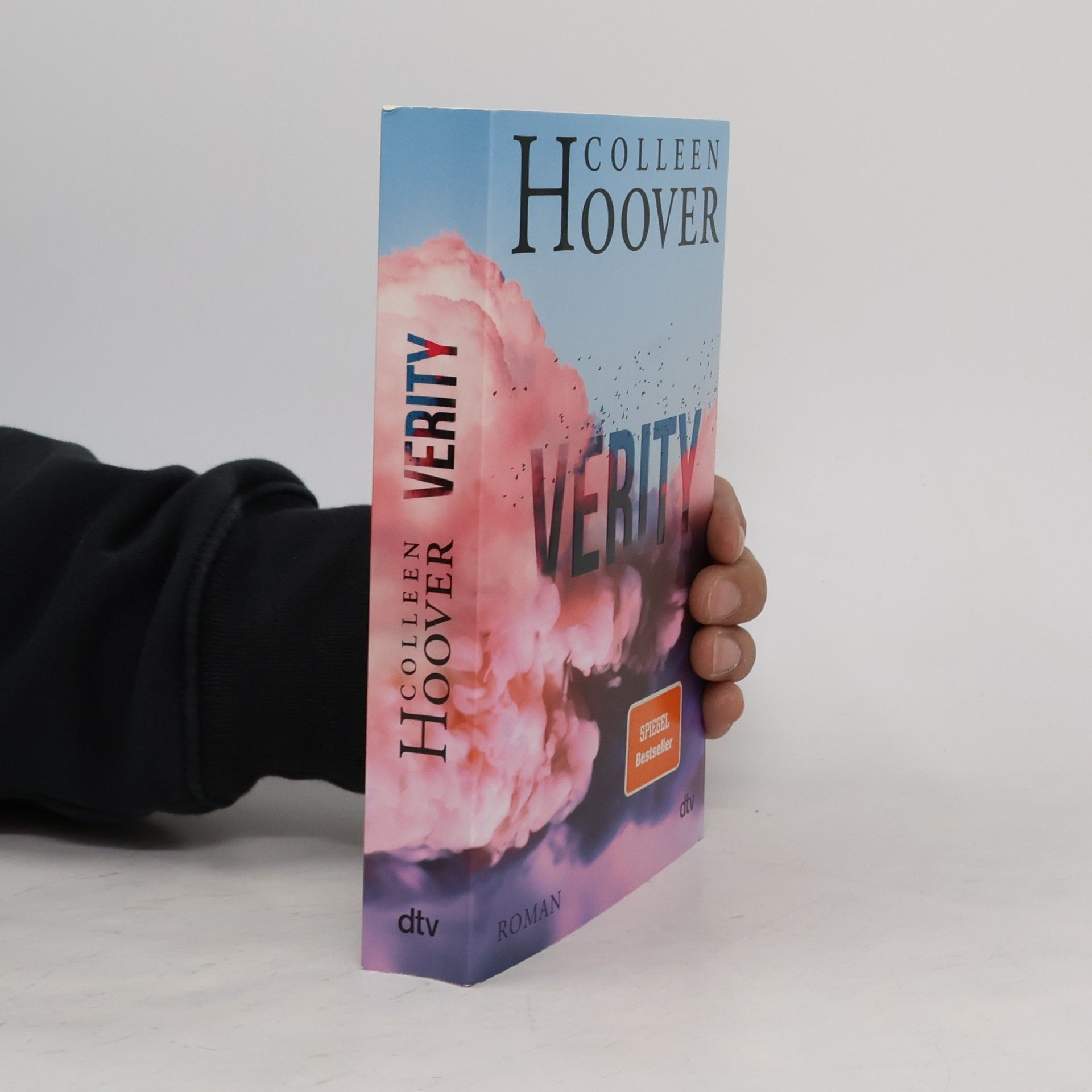 Colleen Hoover Verity