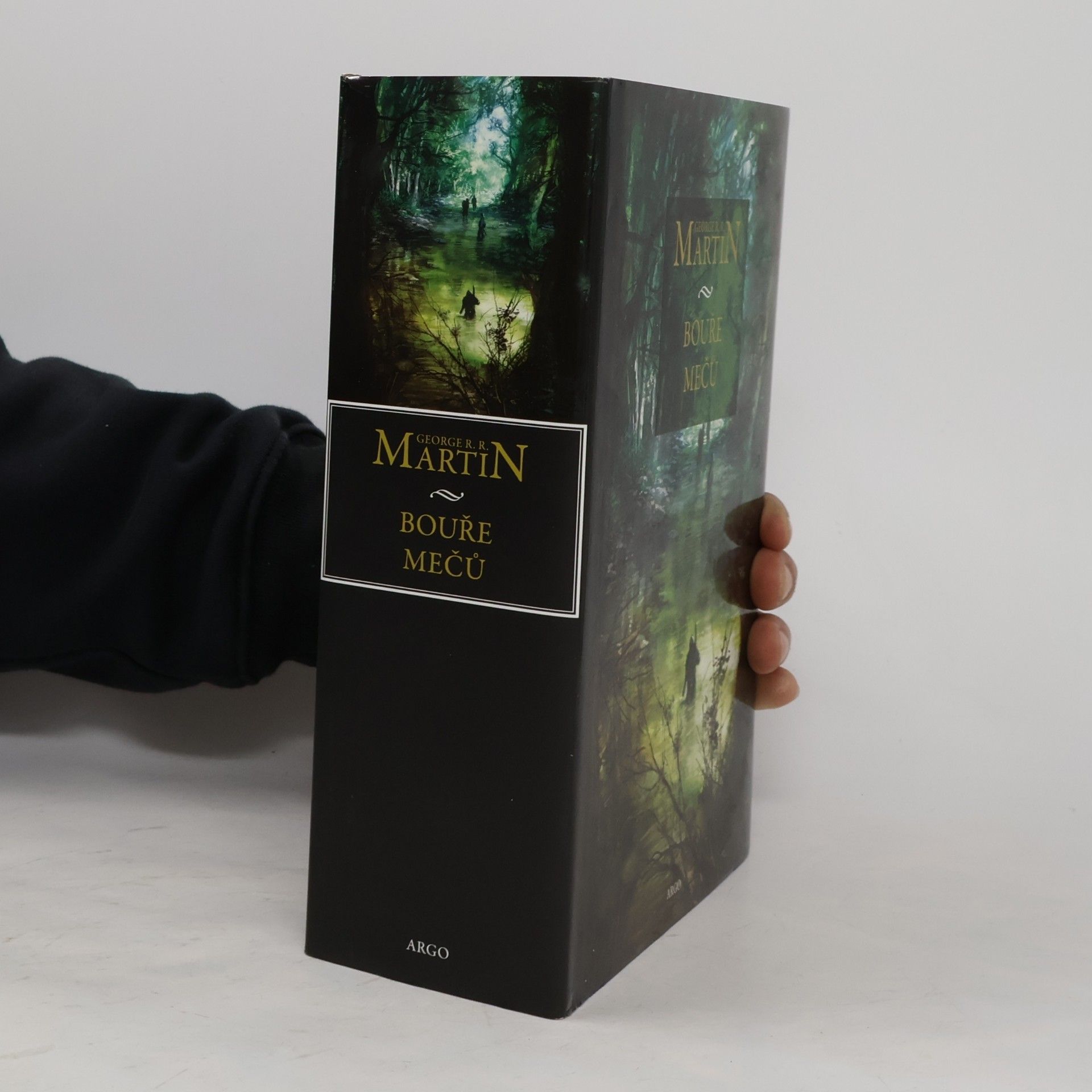 George R. R. Martin Bouře mečů
