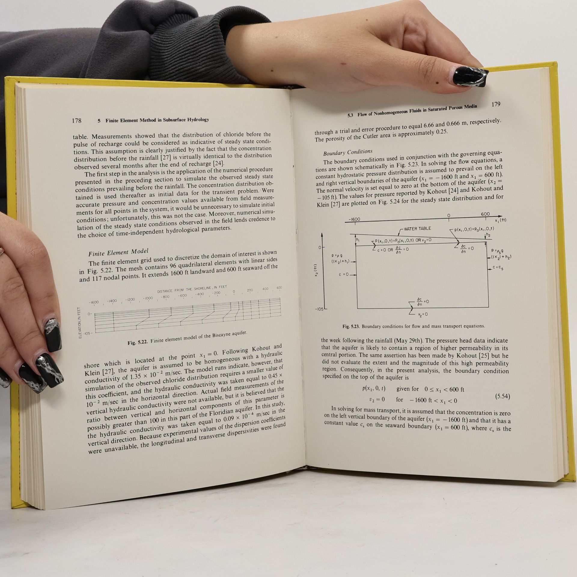 George Francis Pinder Finite Element Simulation in Surface and Subsurface Hydrology