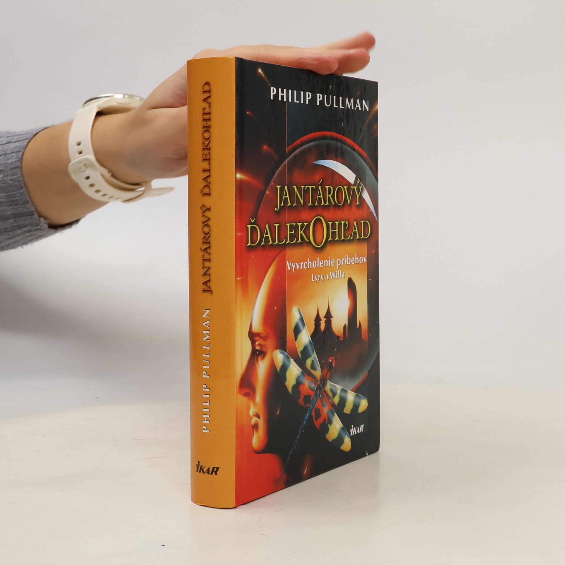 Philip Pullman Jantárový ďalekohľad