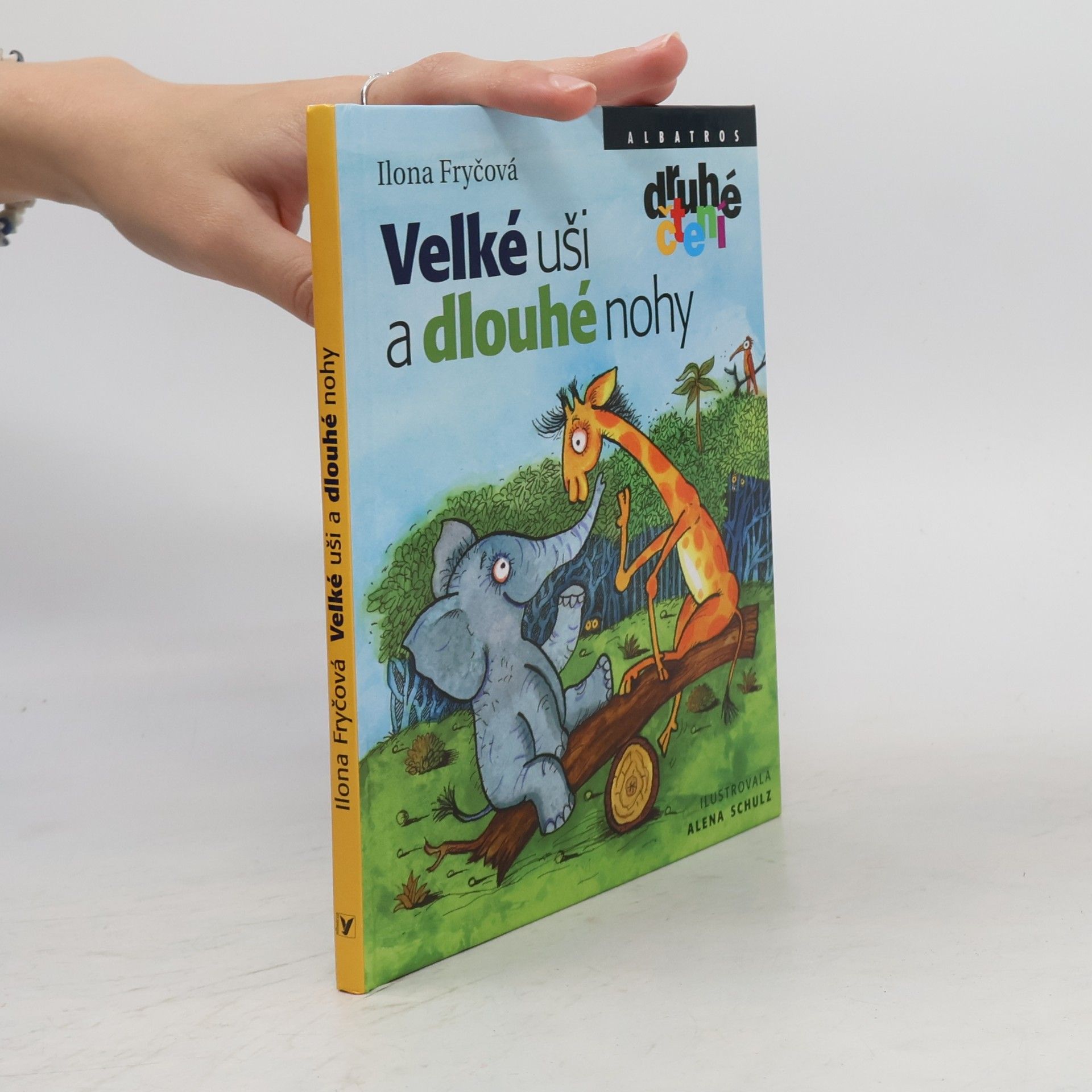 Velké uši a dlouhé nohy : kamarádi ze savany