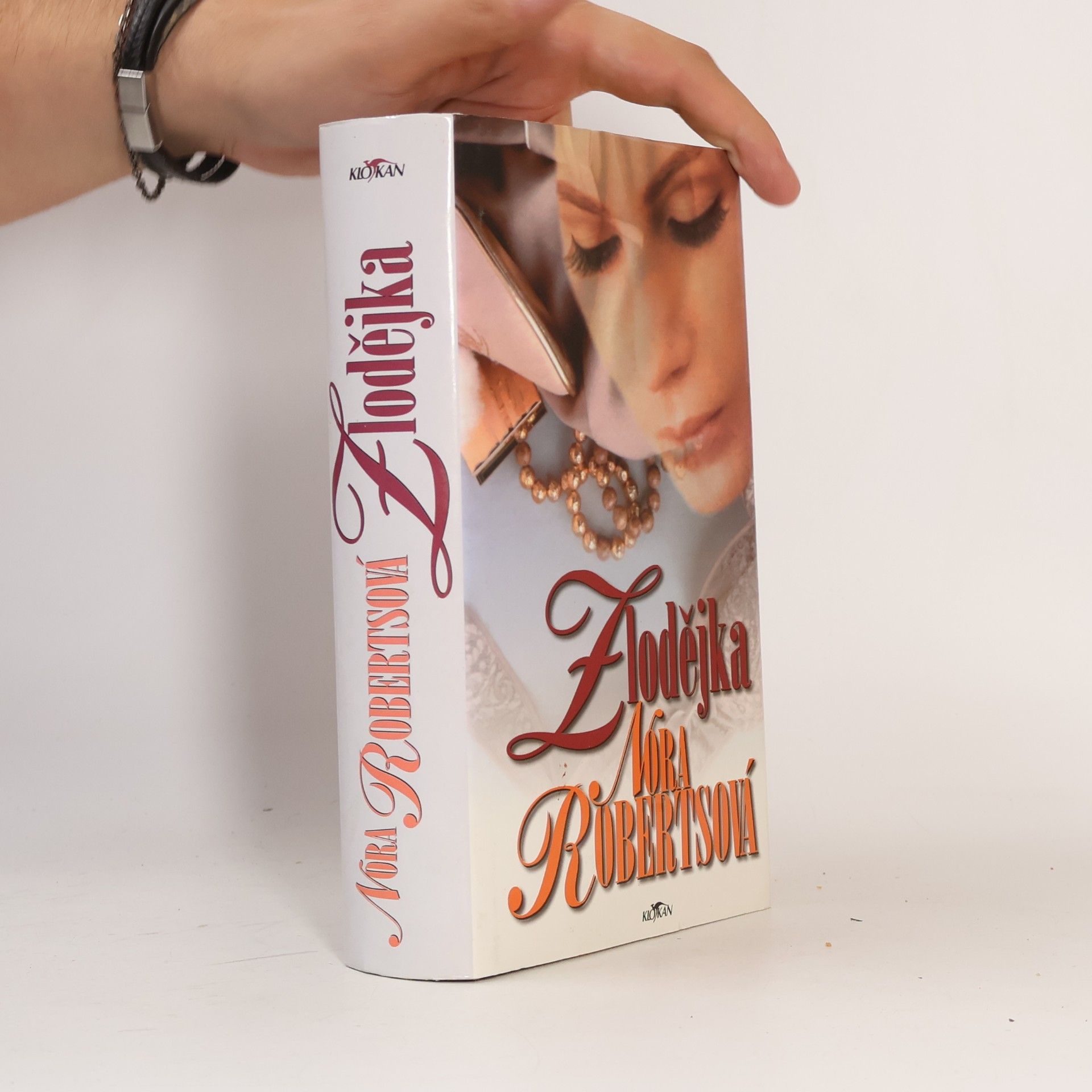 Nora Roberts Zlodějka