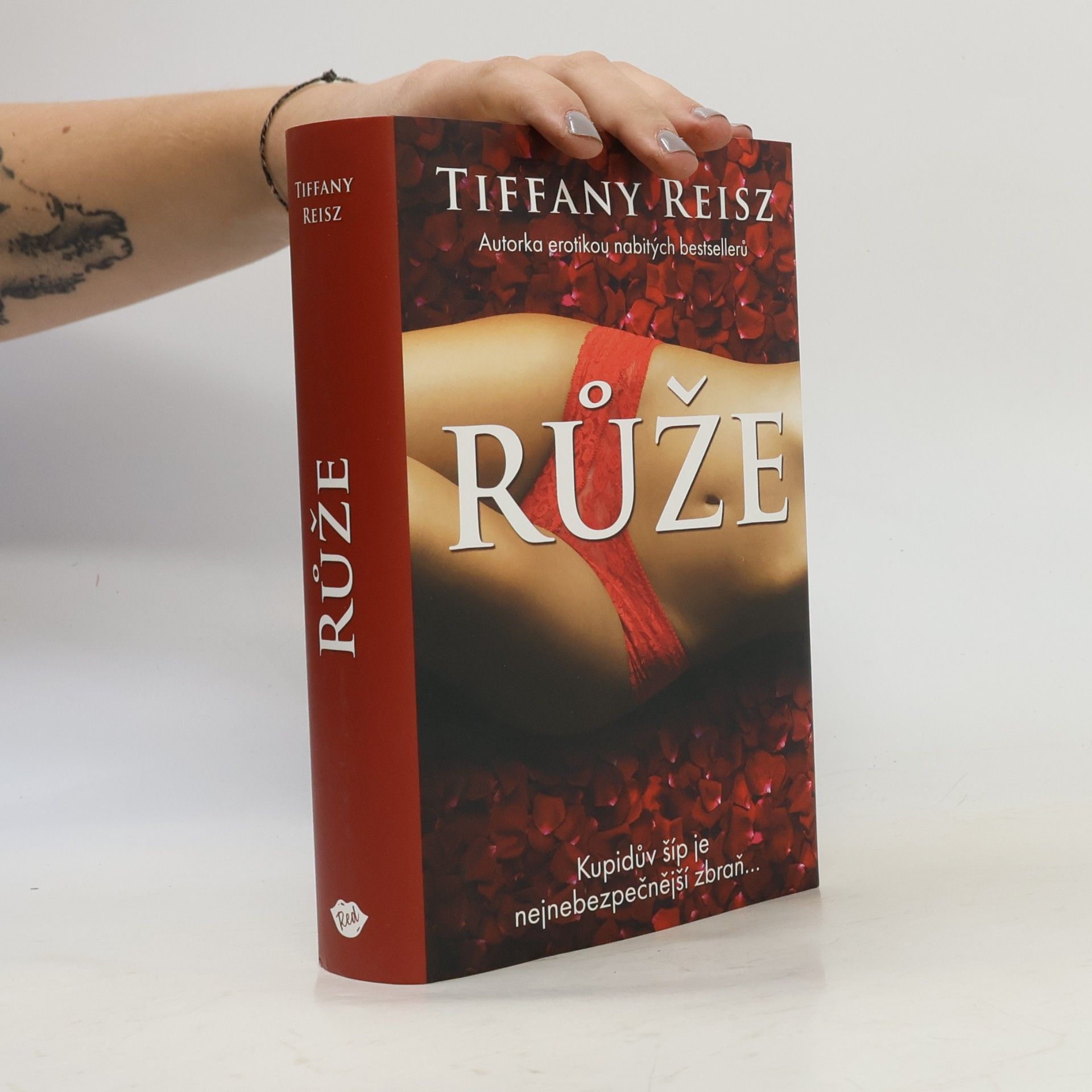 Tiffany Reisz Růže