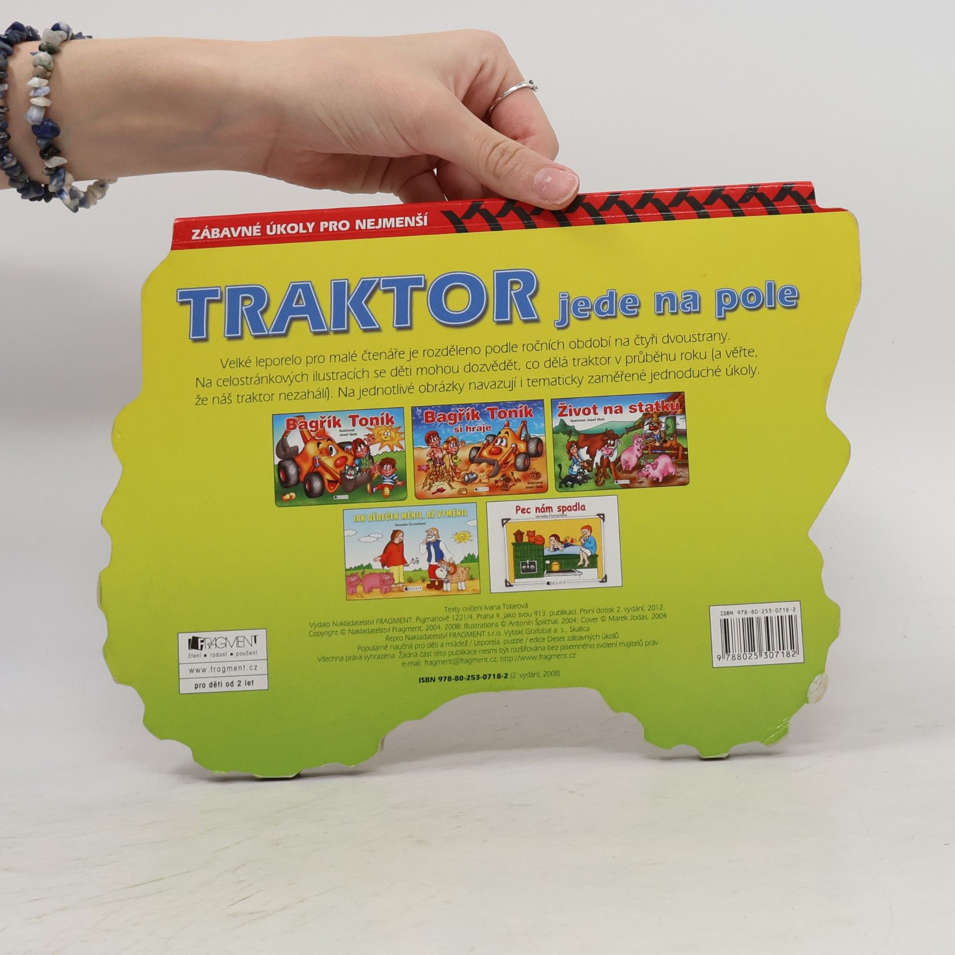 Antonín Šplíchal Traktor jede na pole