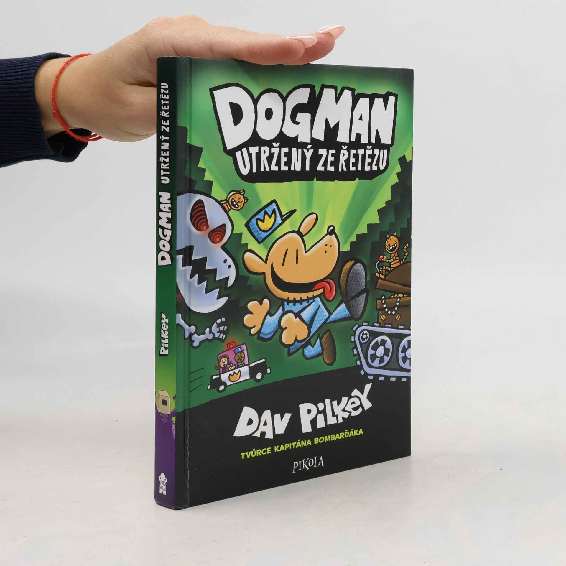 Dav Pilkey Dogman utržený ze řetězu