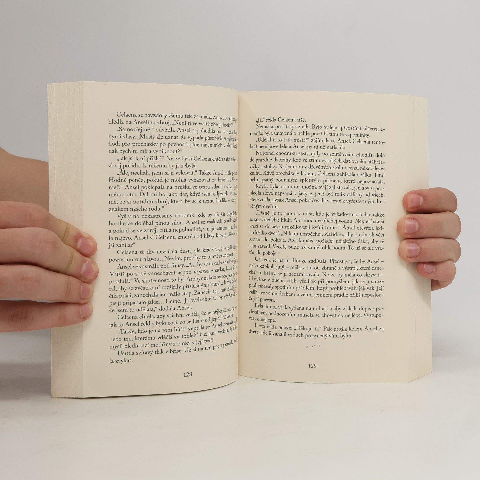 Sarah J. Maas Skleněný trůn 4-6 (box)