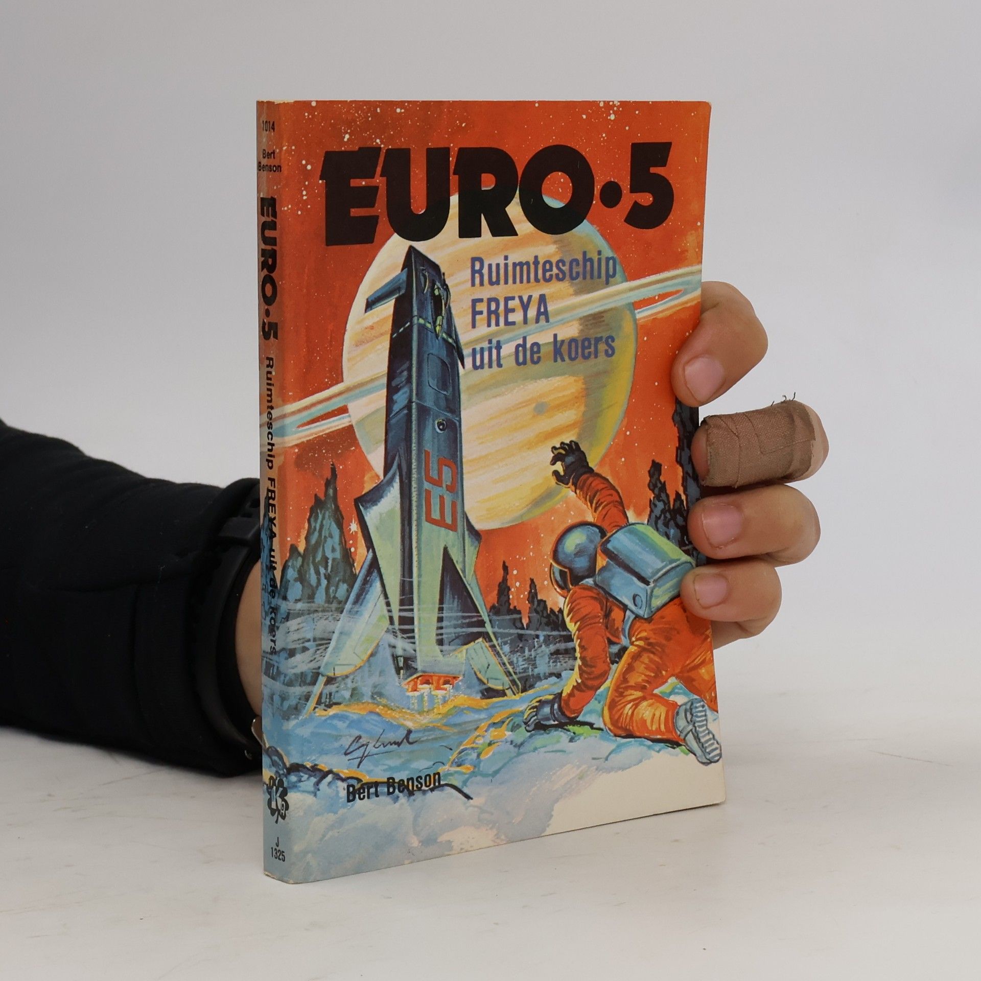 Bert Benson Euro 5 - 1014: Ruimteschip Freya uit de koers