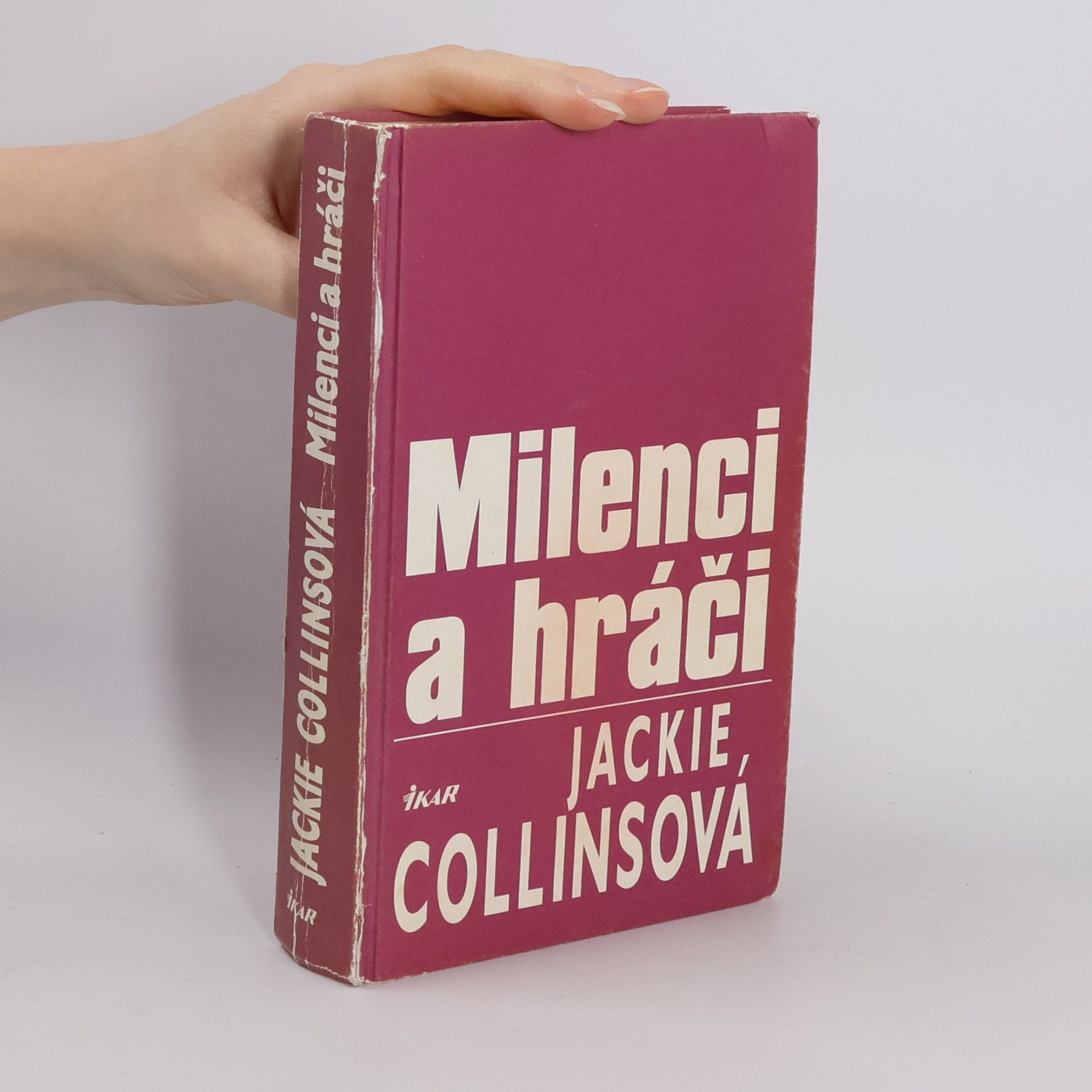 Jackie Collins Milenci a hráči