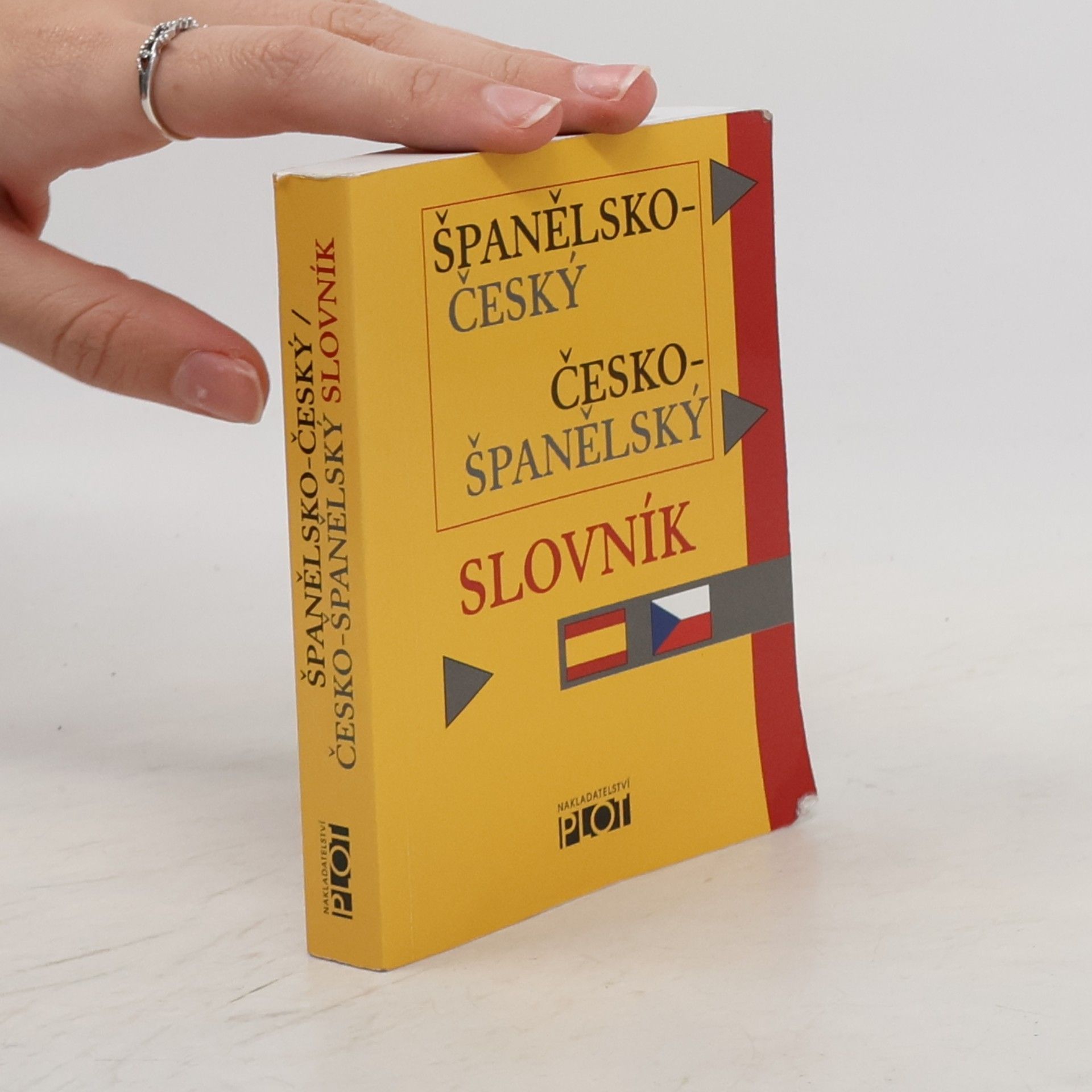 Roman Casado Španělsko-český, česko-španělský kapesní slovník