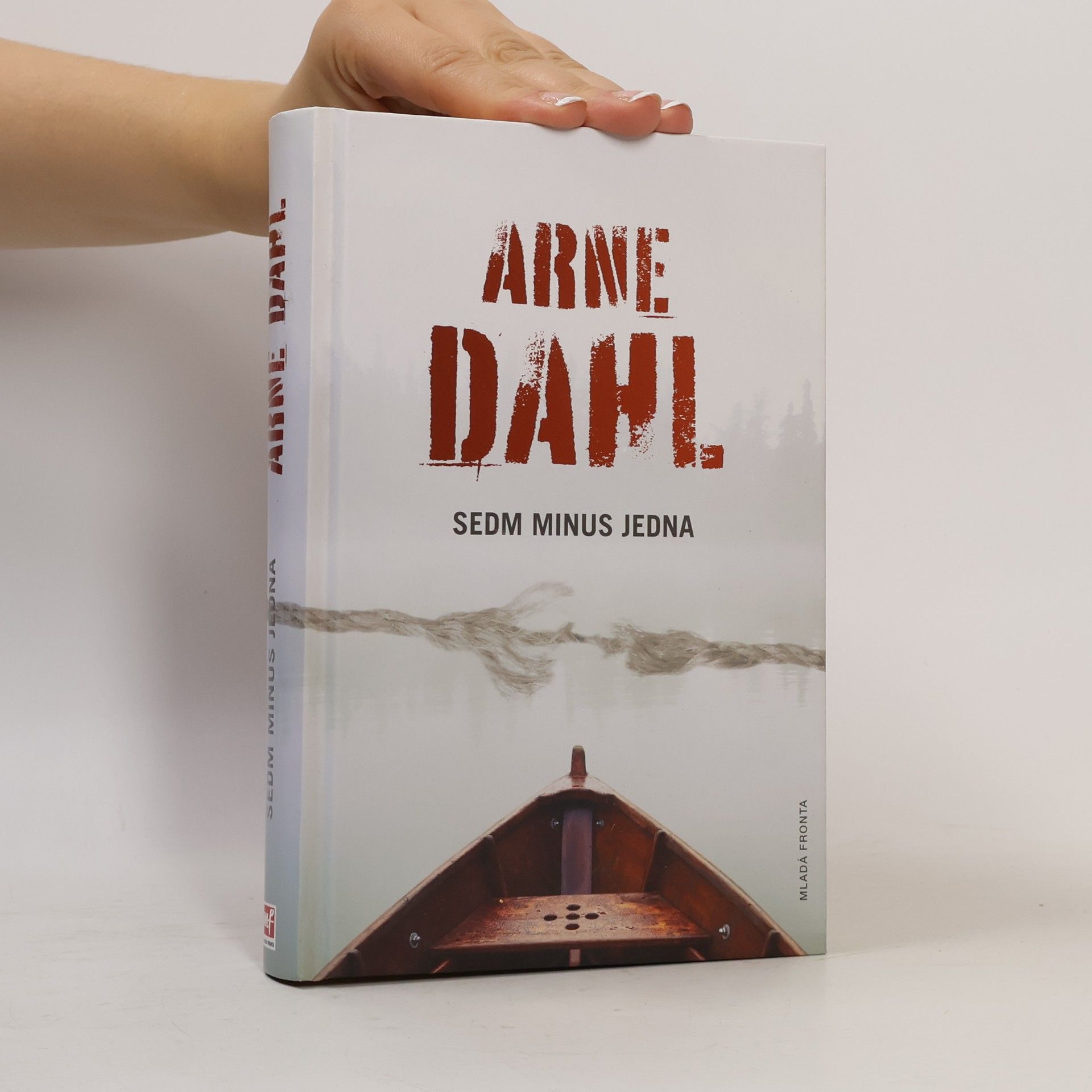 Arne Dahl Sedm minus jedna