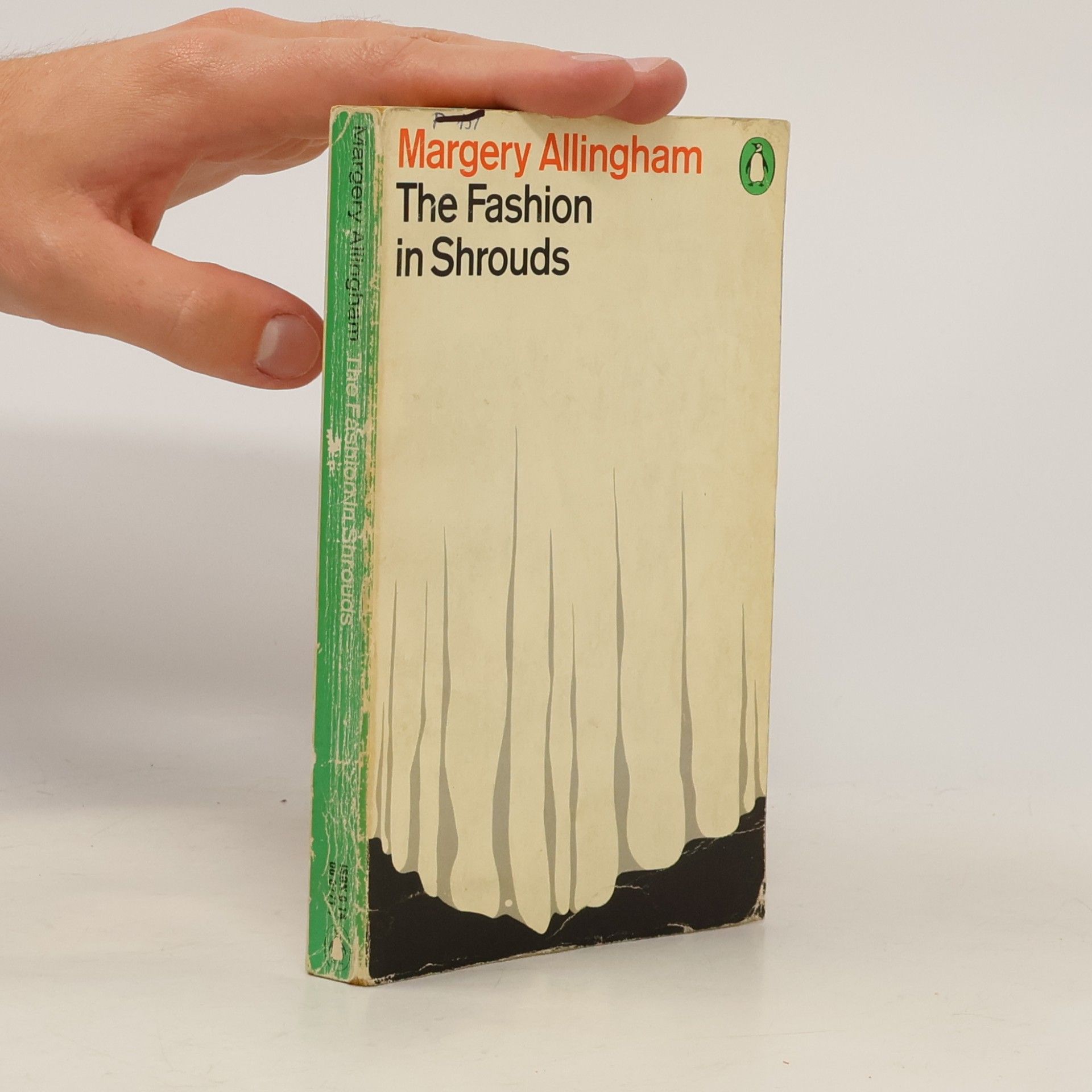 Margery Allingham The Fashion in Shrouds