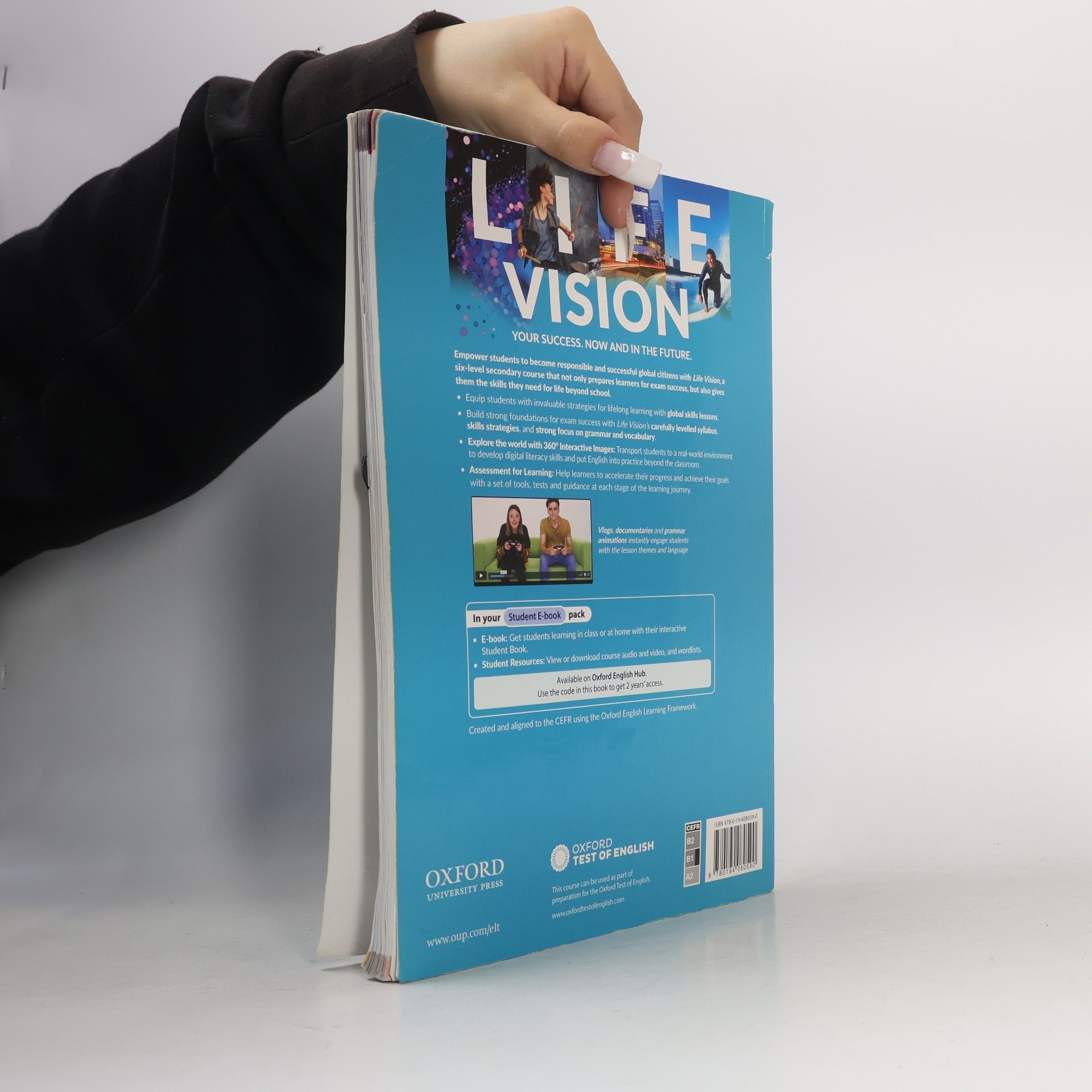 Paul Kelly Life Vision. Maturita Student Book B1