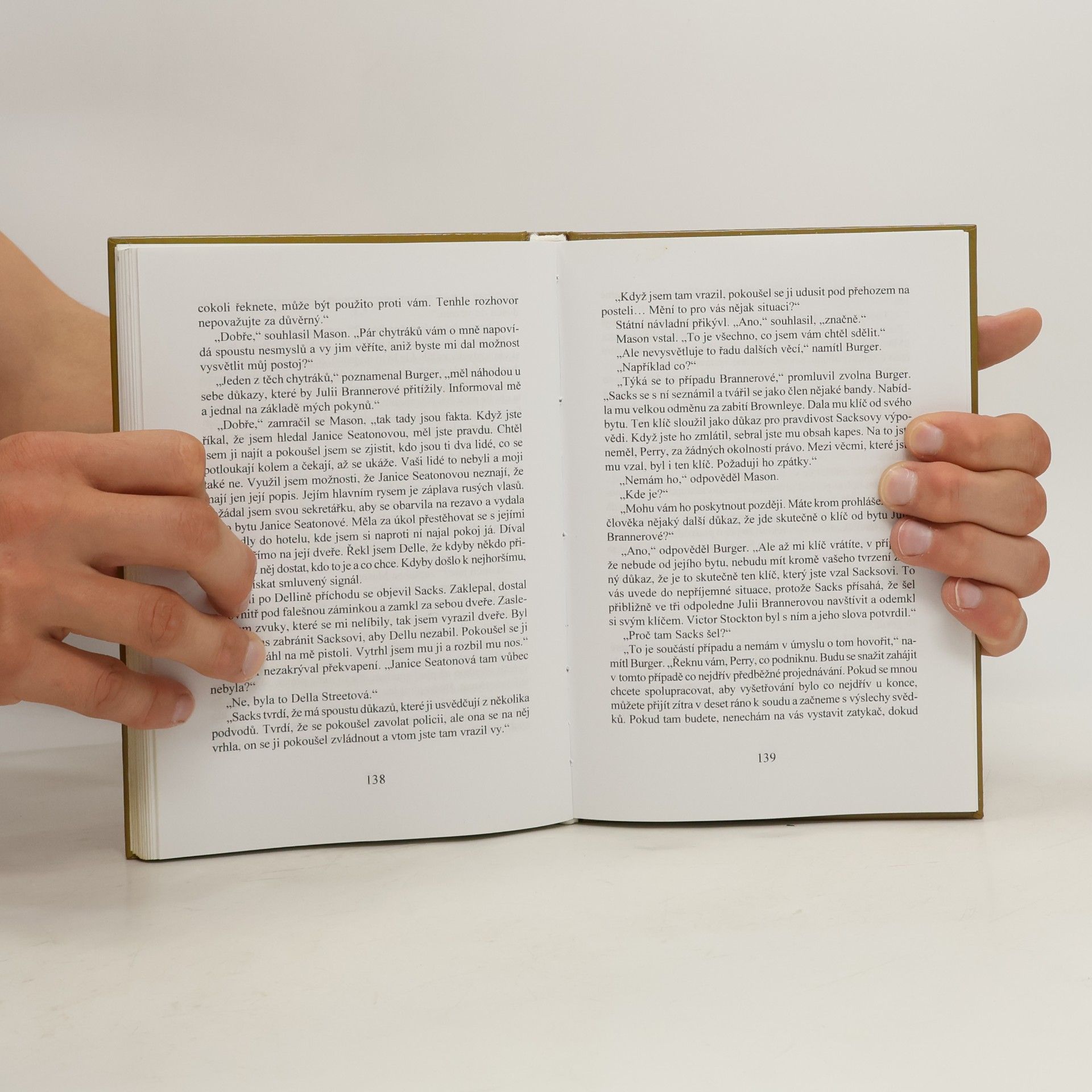 Erle Stanley Gardner Případ koktavého biskupa