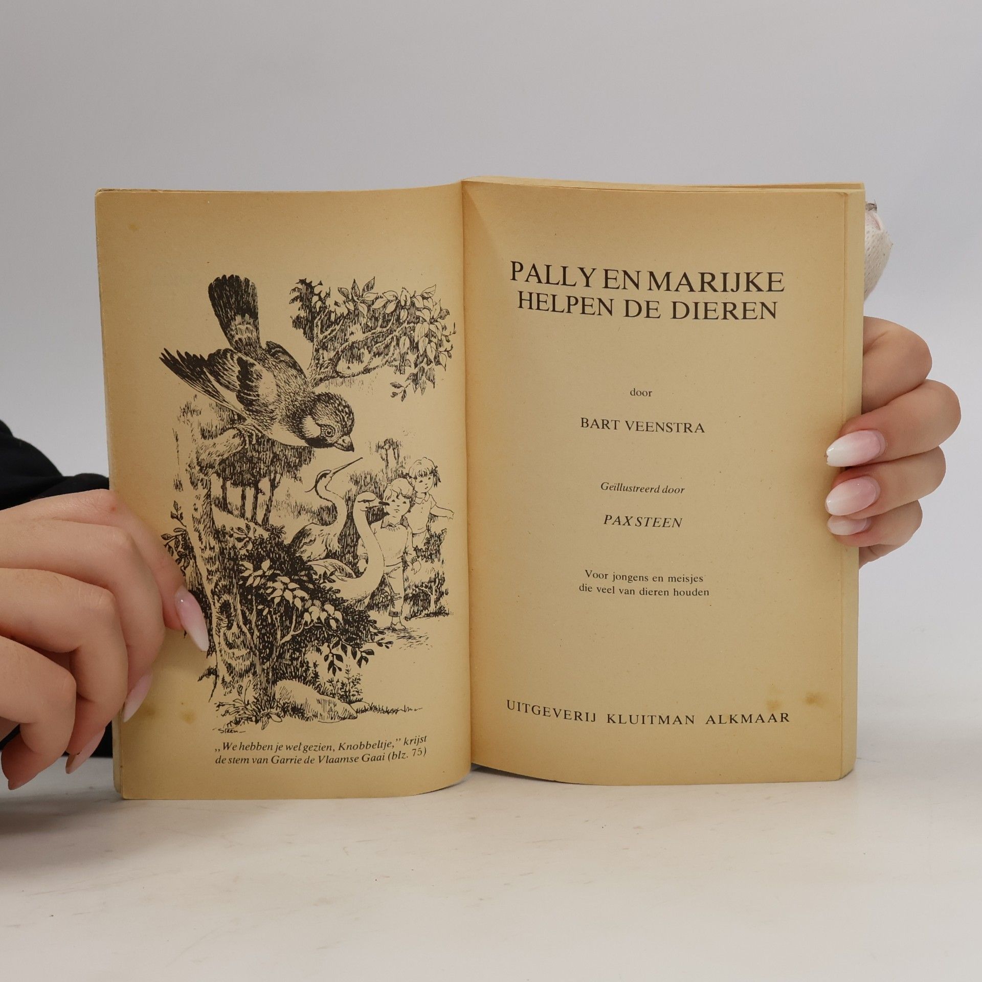 Bart Veenstra Pally en Marijke helpen de dieren