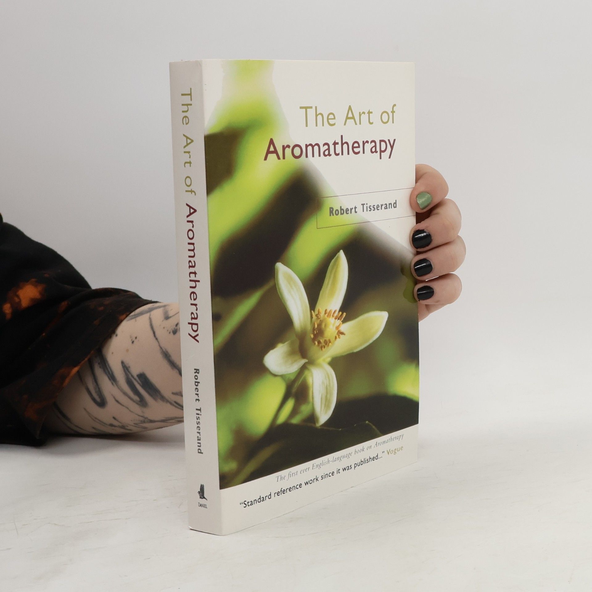 Jean Valnet The Art of Aromatherapy - Nineteenth Impression