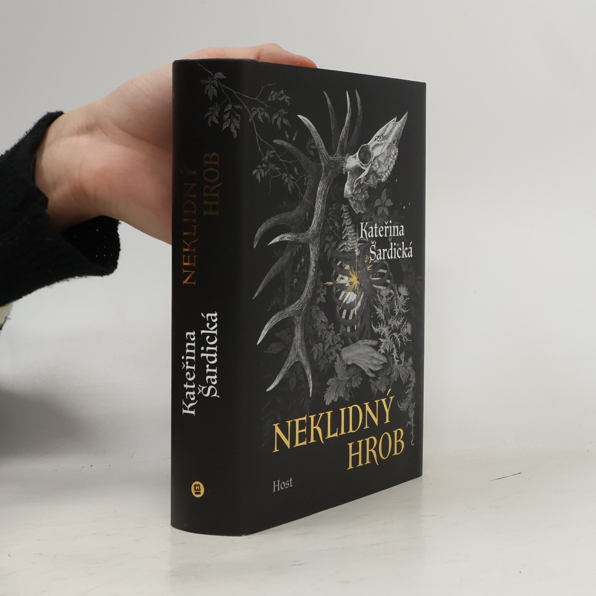 Neklidný hrob