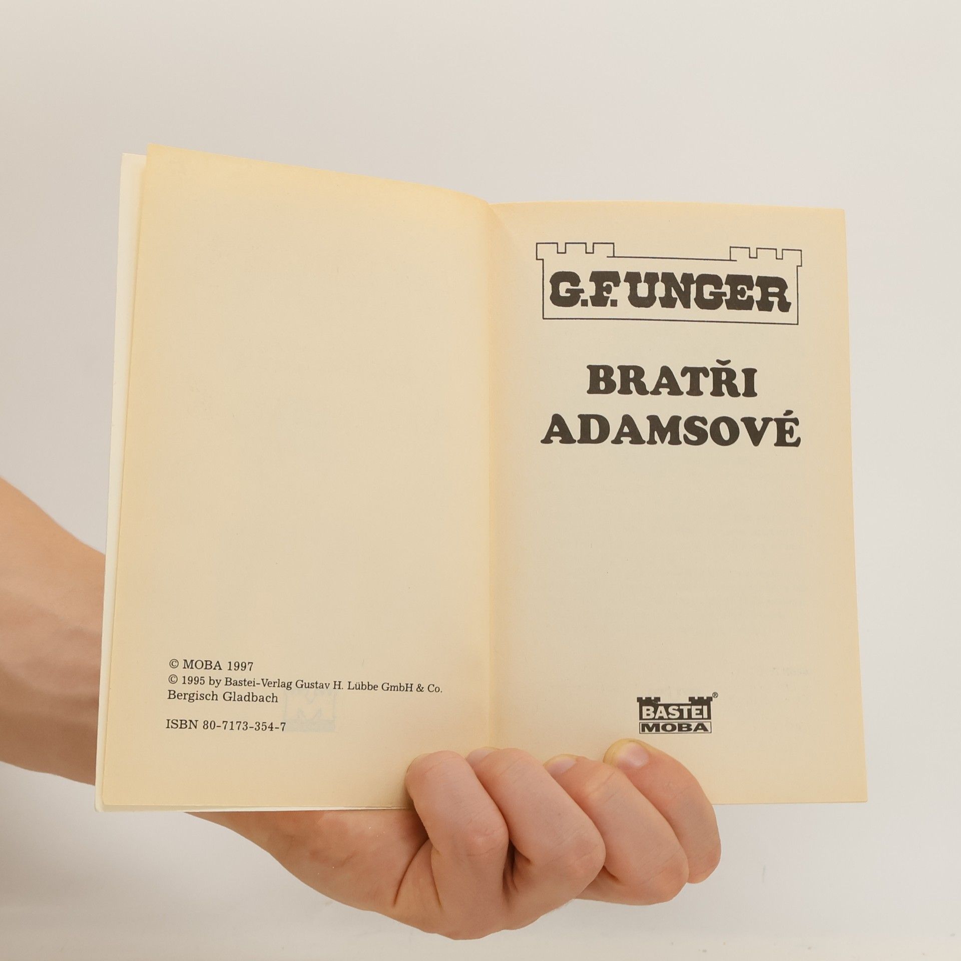 Gert Fritz Unger Bratři Adamsové