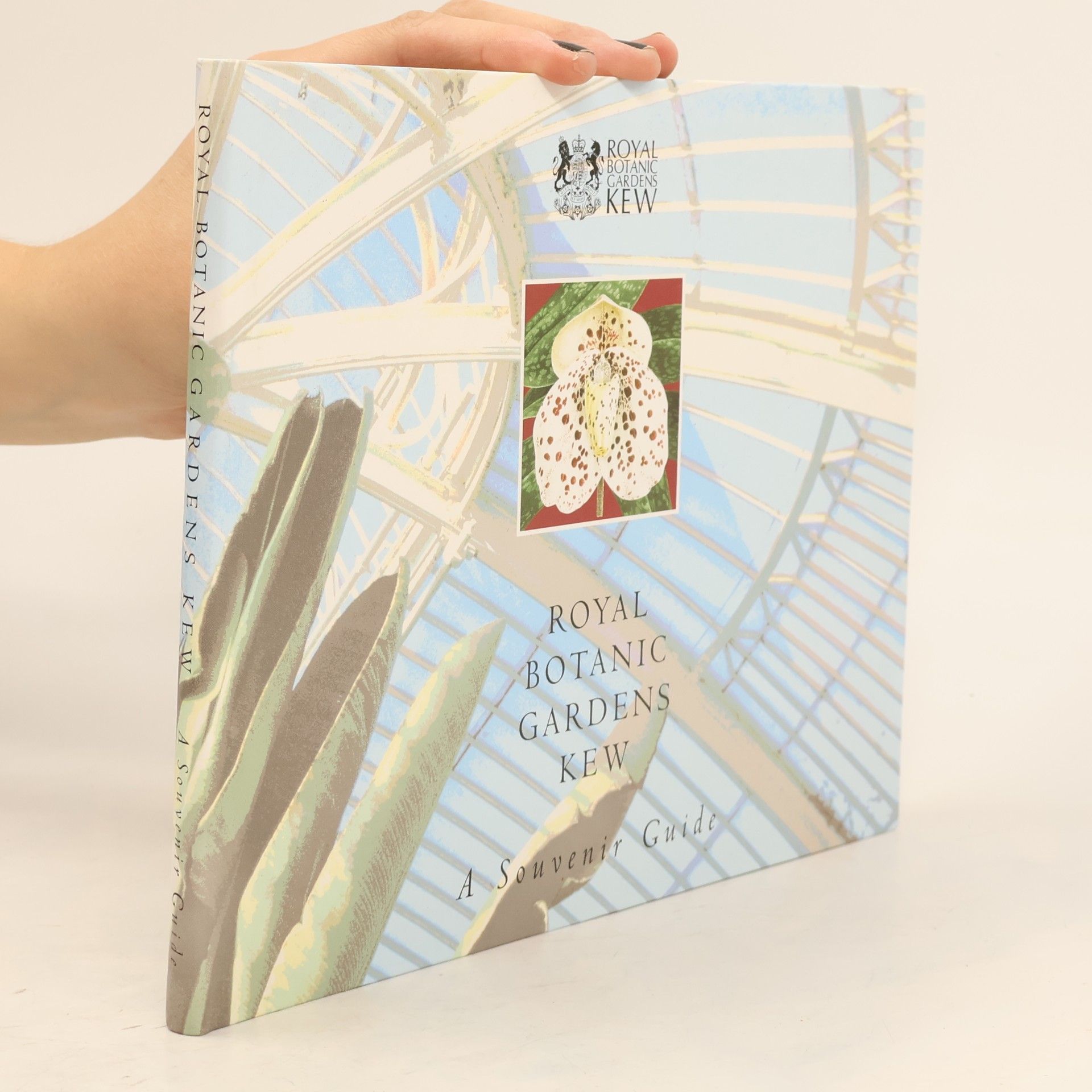 Paul. Text by. Cloutman Royal Botanic Gardens Kew - Souvenir Guide