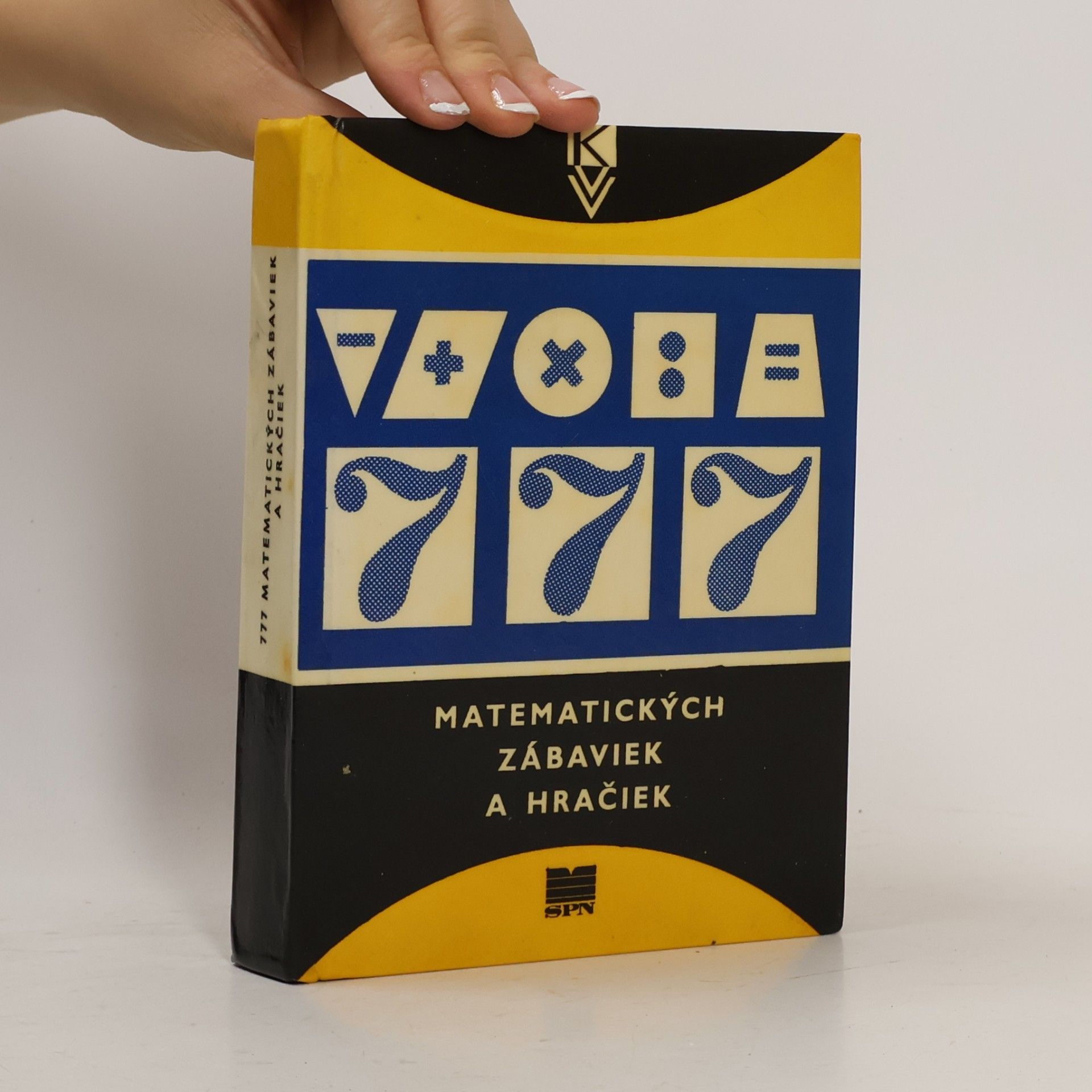 kolektiv 777 matematických zábaviek a hračiek