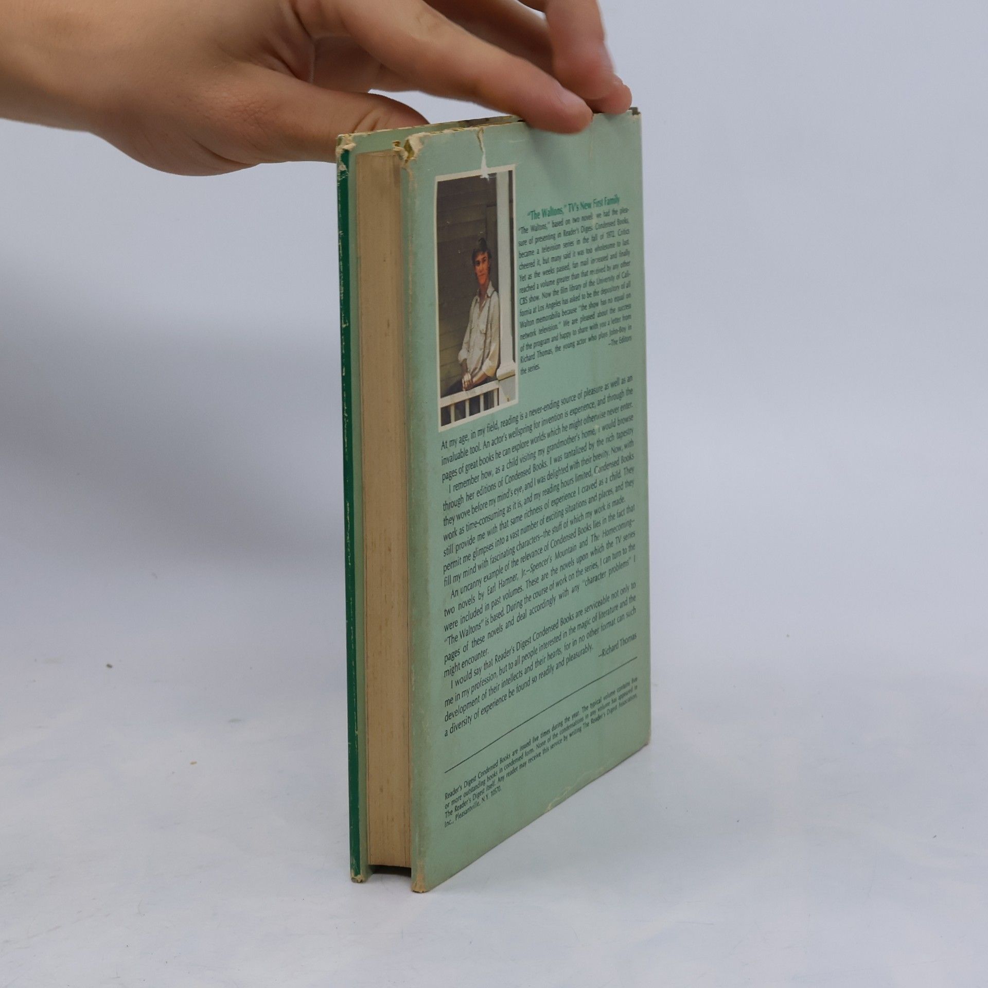 Robert Crichton Best Sellers From Reader's Digest Condensed Books. The Camerons. Sadie Shapiro's Knitting Book