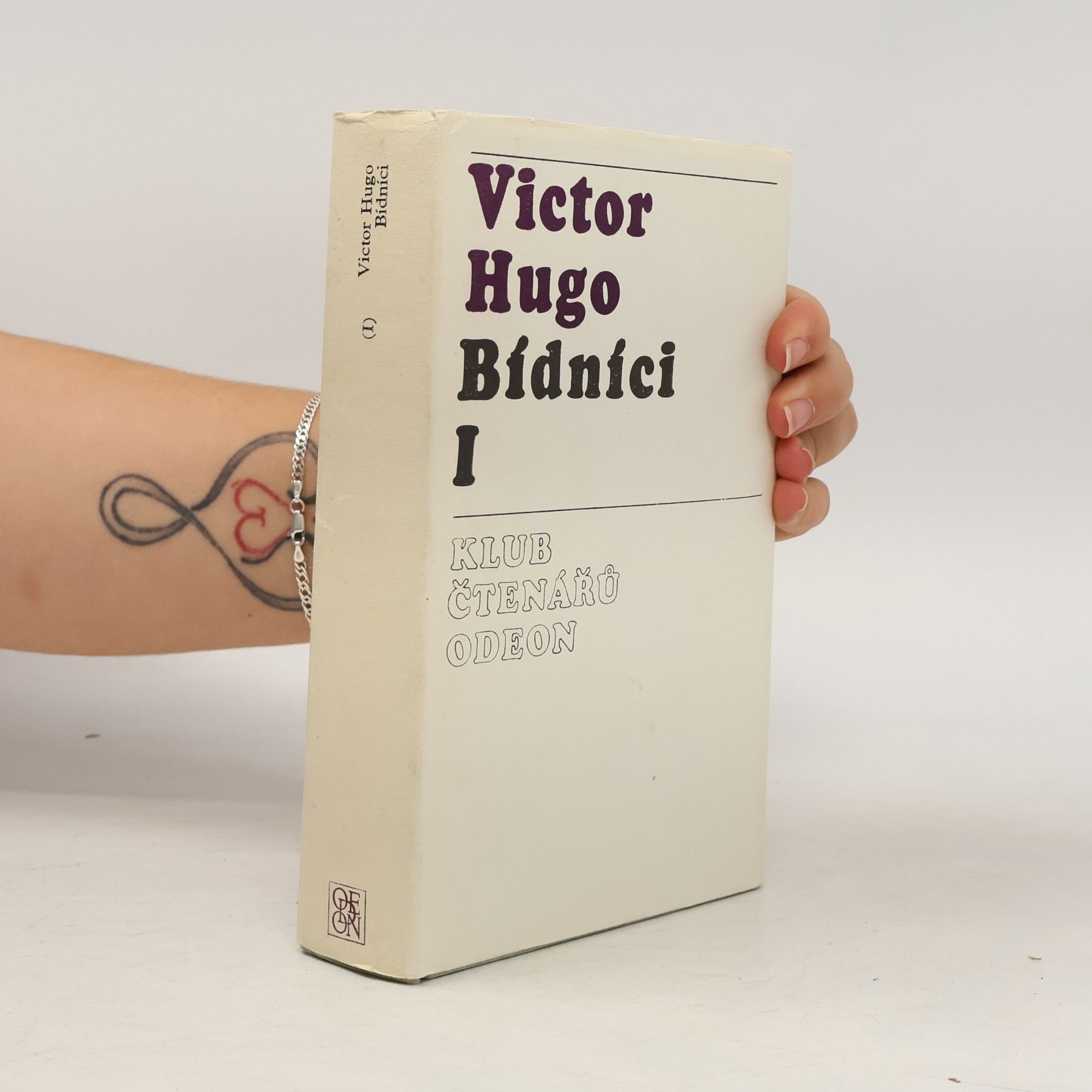 Victor Hugo Bídníci I.