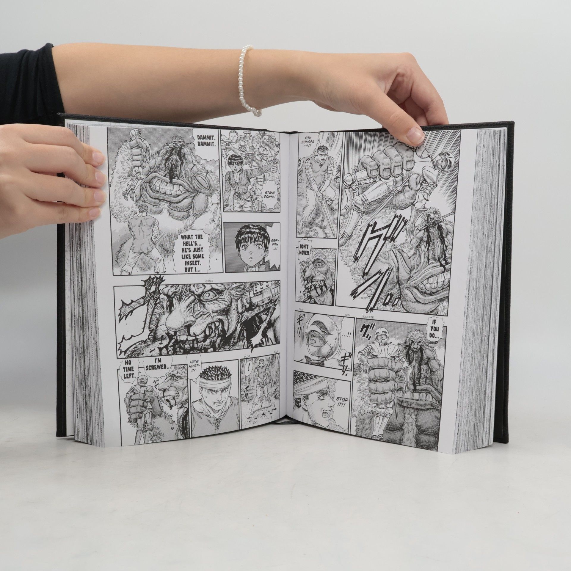 Kentaro Miura Berserk Deluxe Volume 4