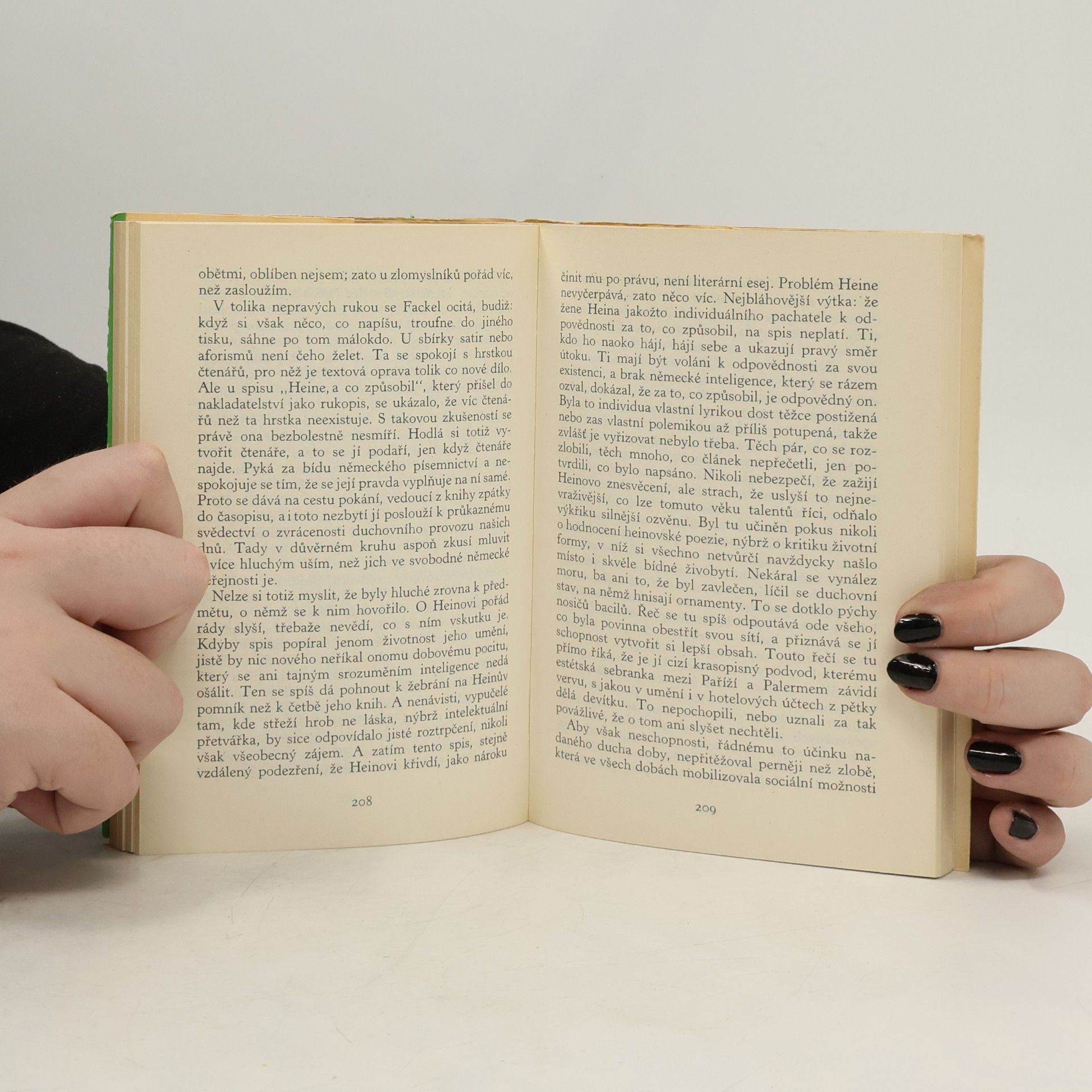 Karl Kraus Soudím živé i mrtvé