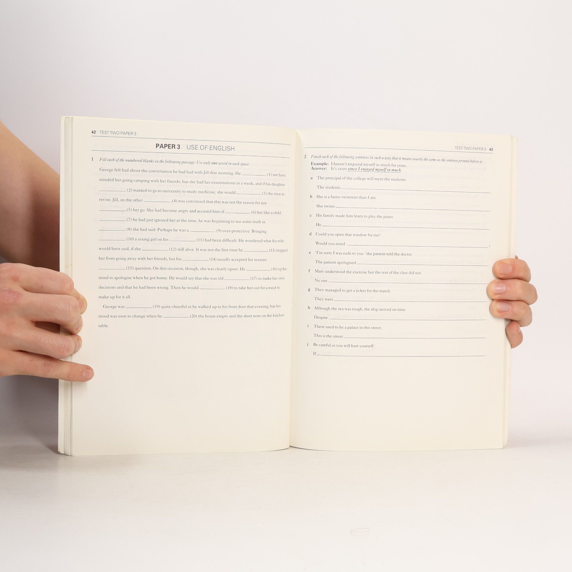 Bob Stillwell First certificate. Practice tests. Self-study edition with key. A comprehensive introduction to the exam, an explanation of the marking system, a detailed focus on Paper 3