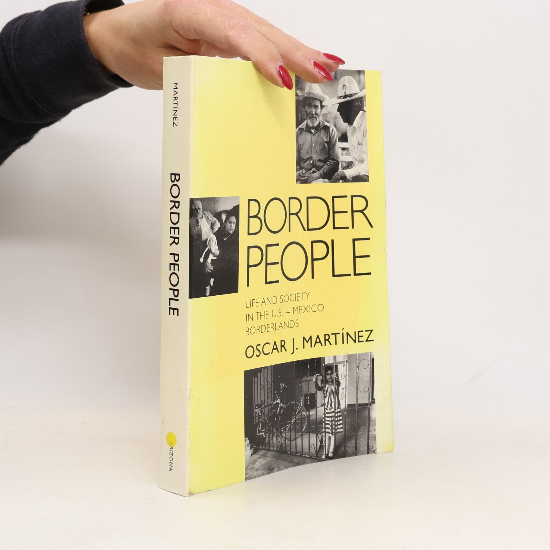 Oscar J. Martinez Border People