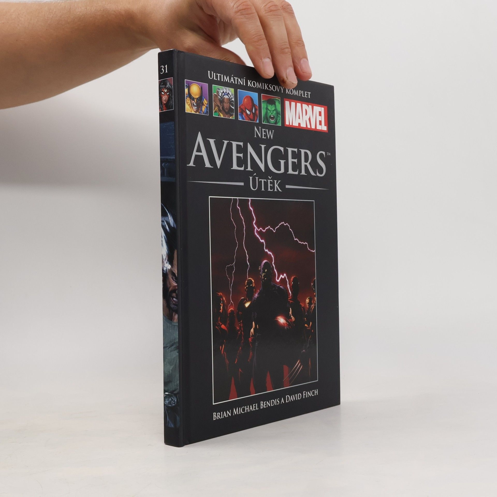 David Finch Ultimátní komiksový komplet 31. New Avengers. Útěk
