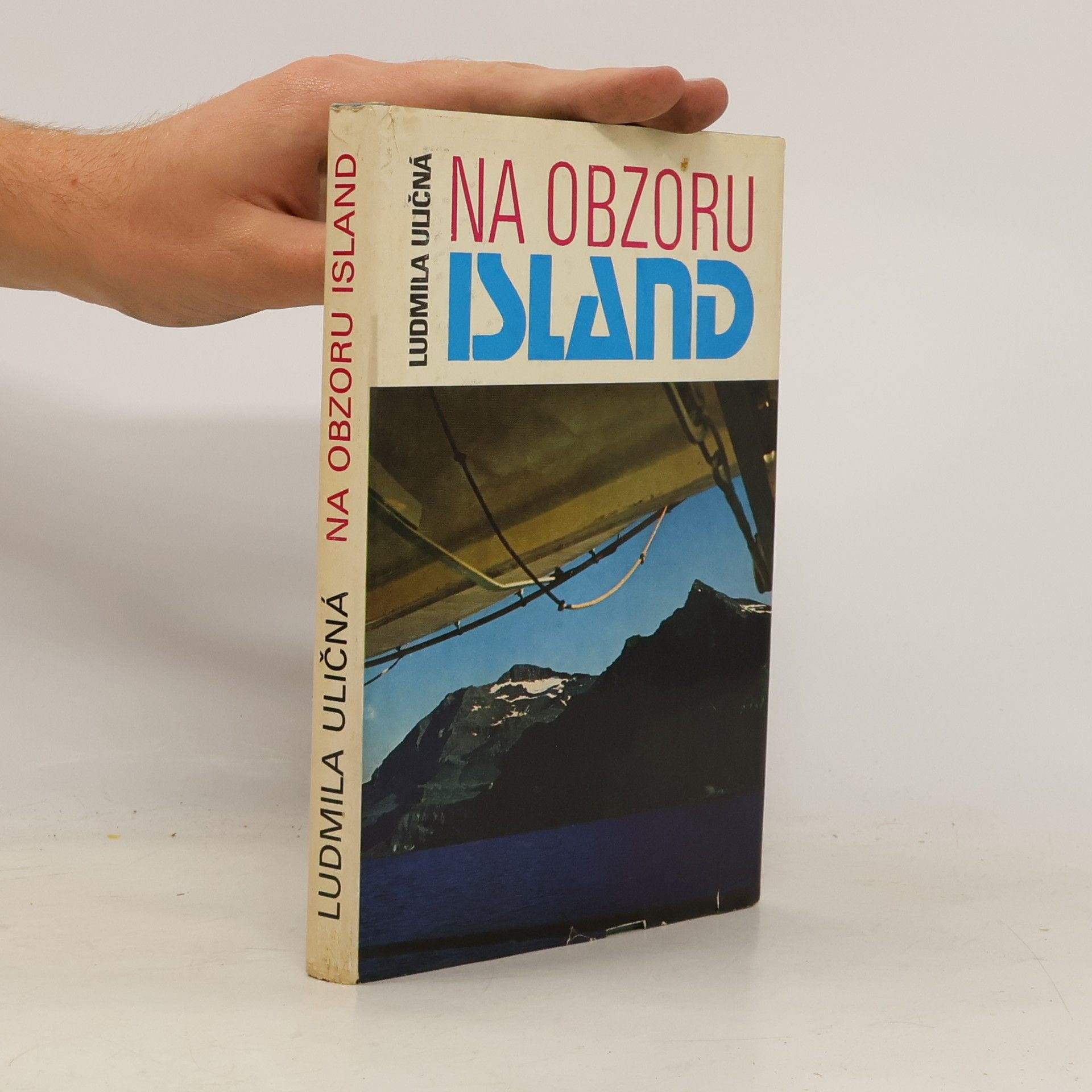Ludmila Uličná Na obzoru Island