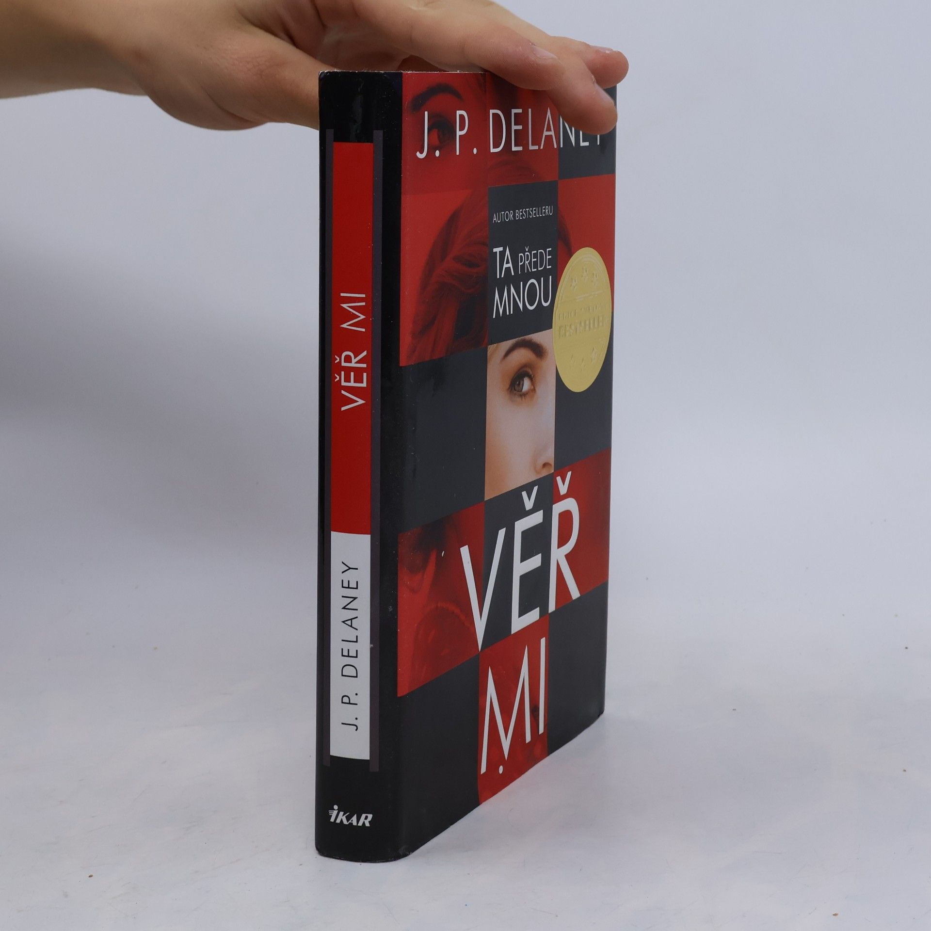 J. P. Delaney Věř mi