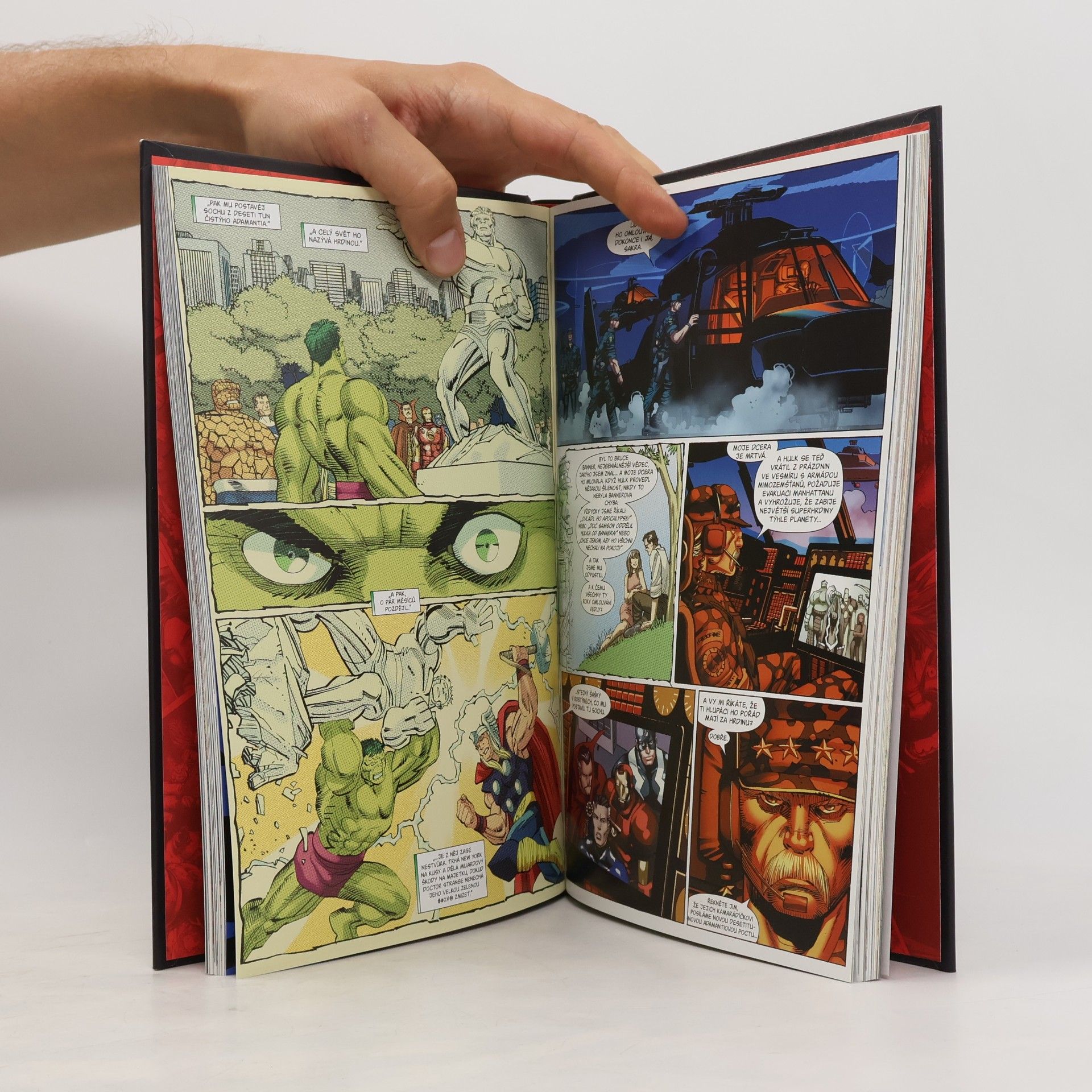 Greg Pak Hulk. Proti světu