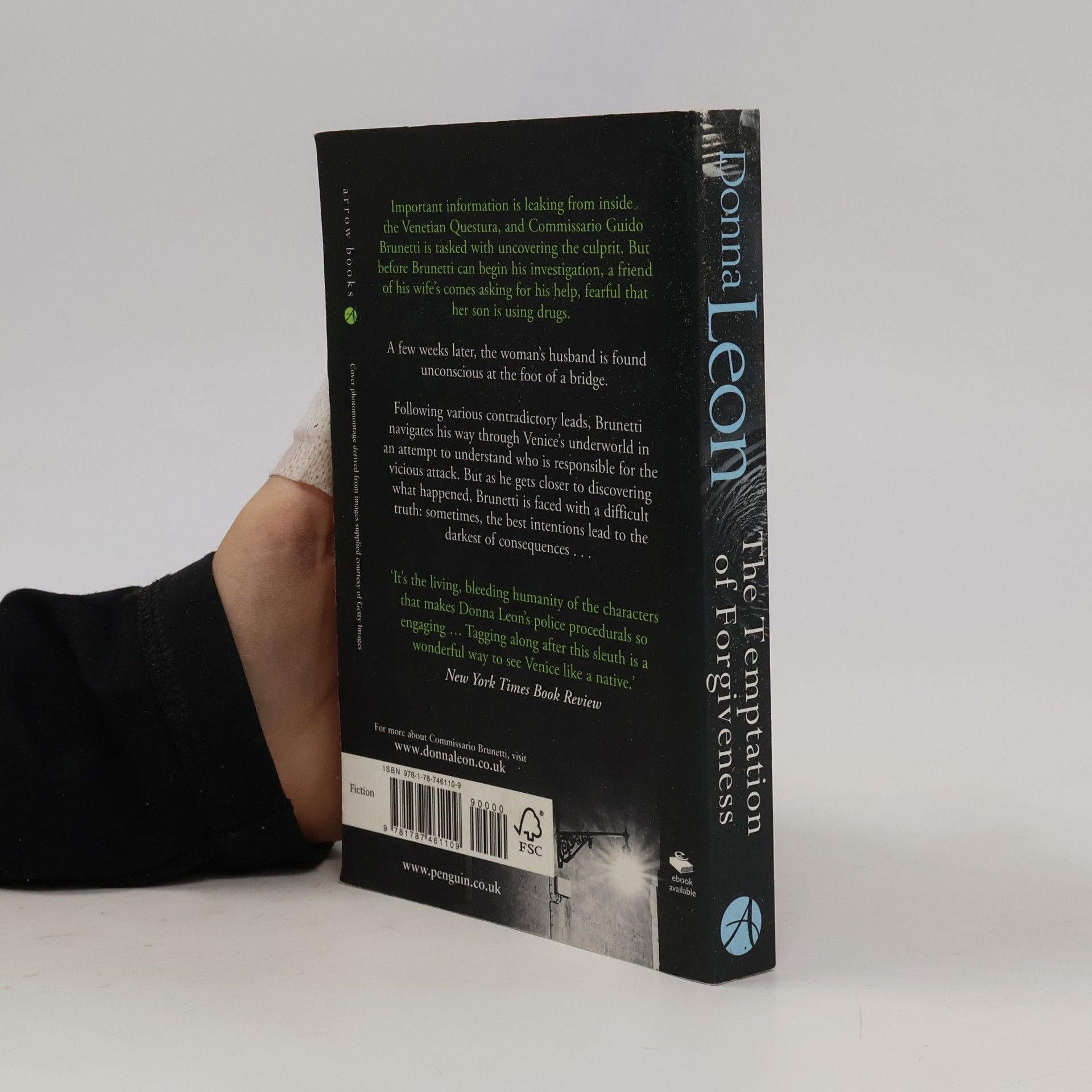 Donna Leon The Temptation of Forgiveness