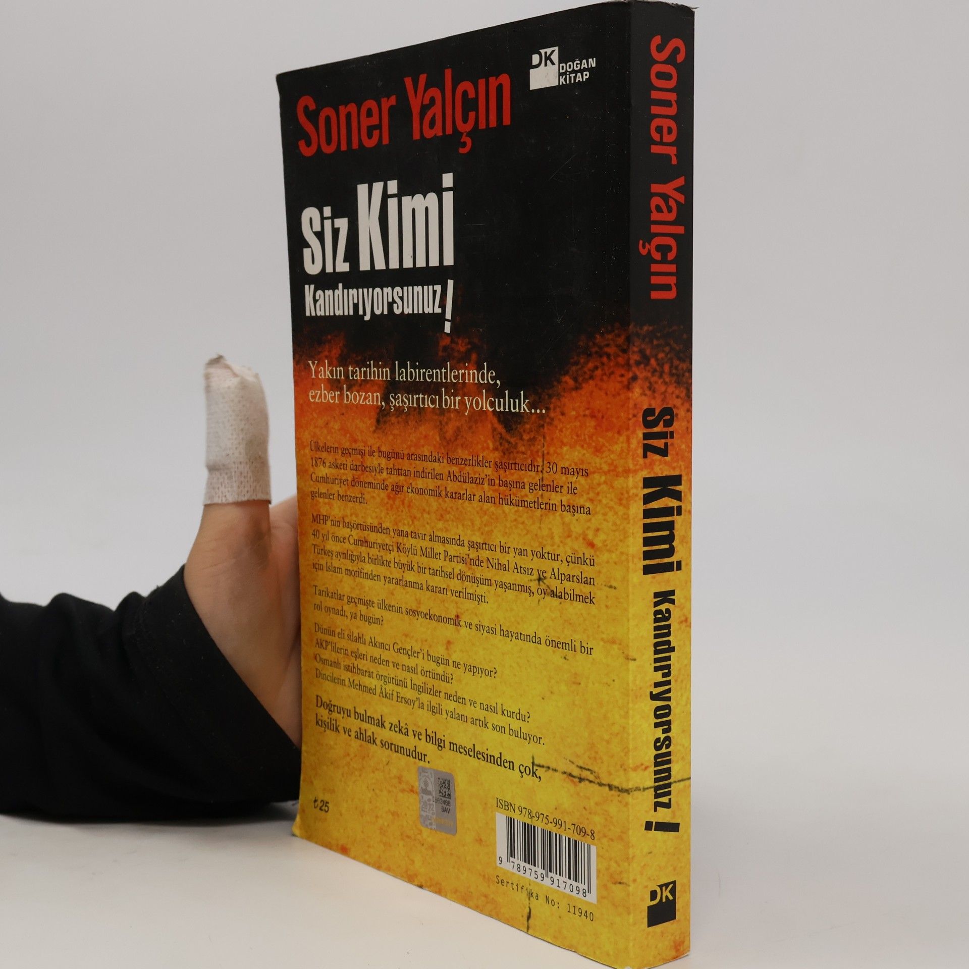 Soner Yalcin Siz kimi kandırıyorsunuz!