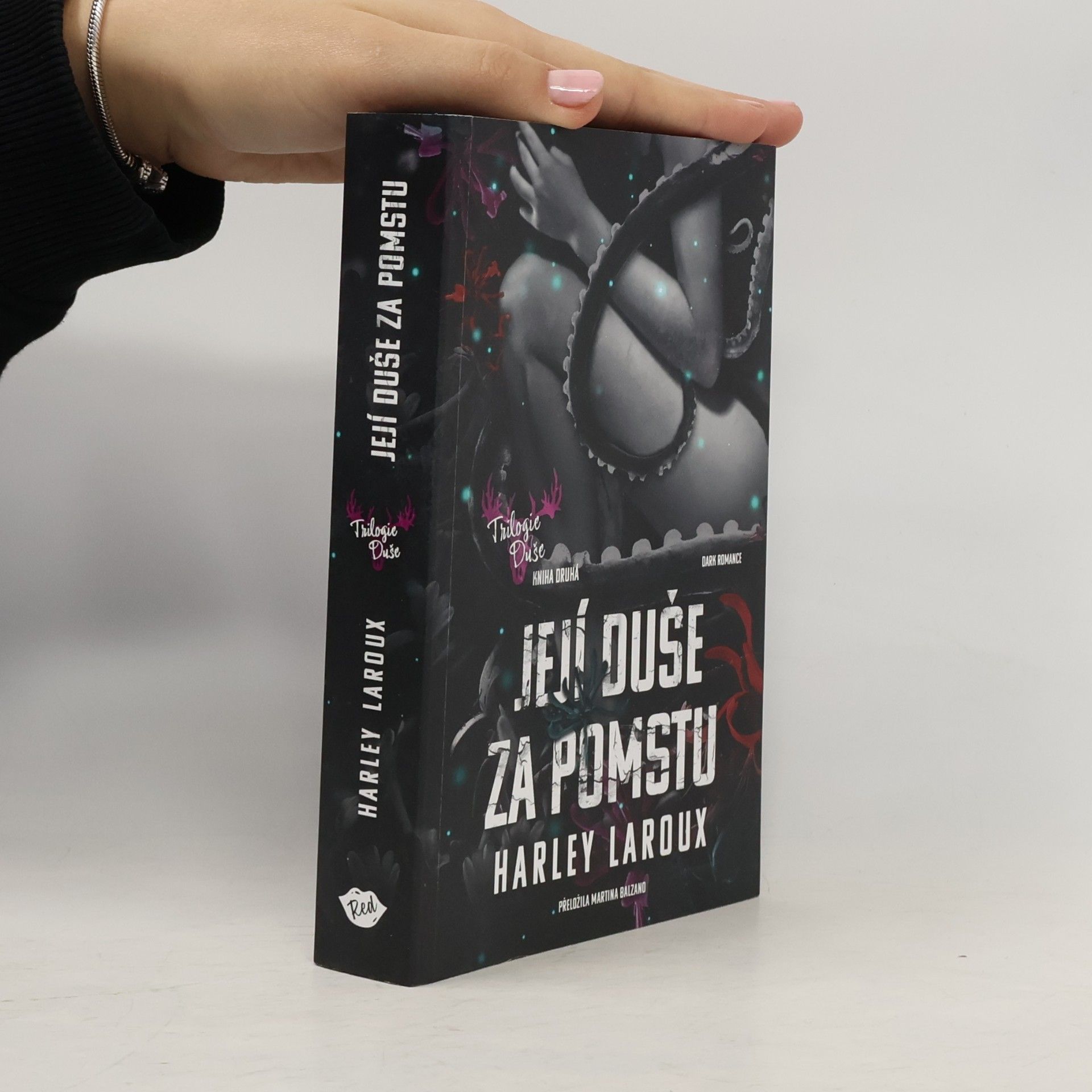 Harley Laroux Její duše za pomstu