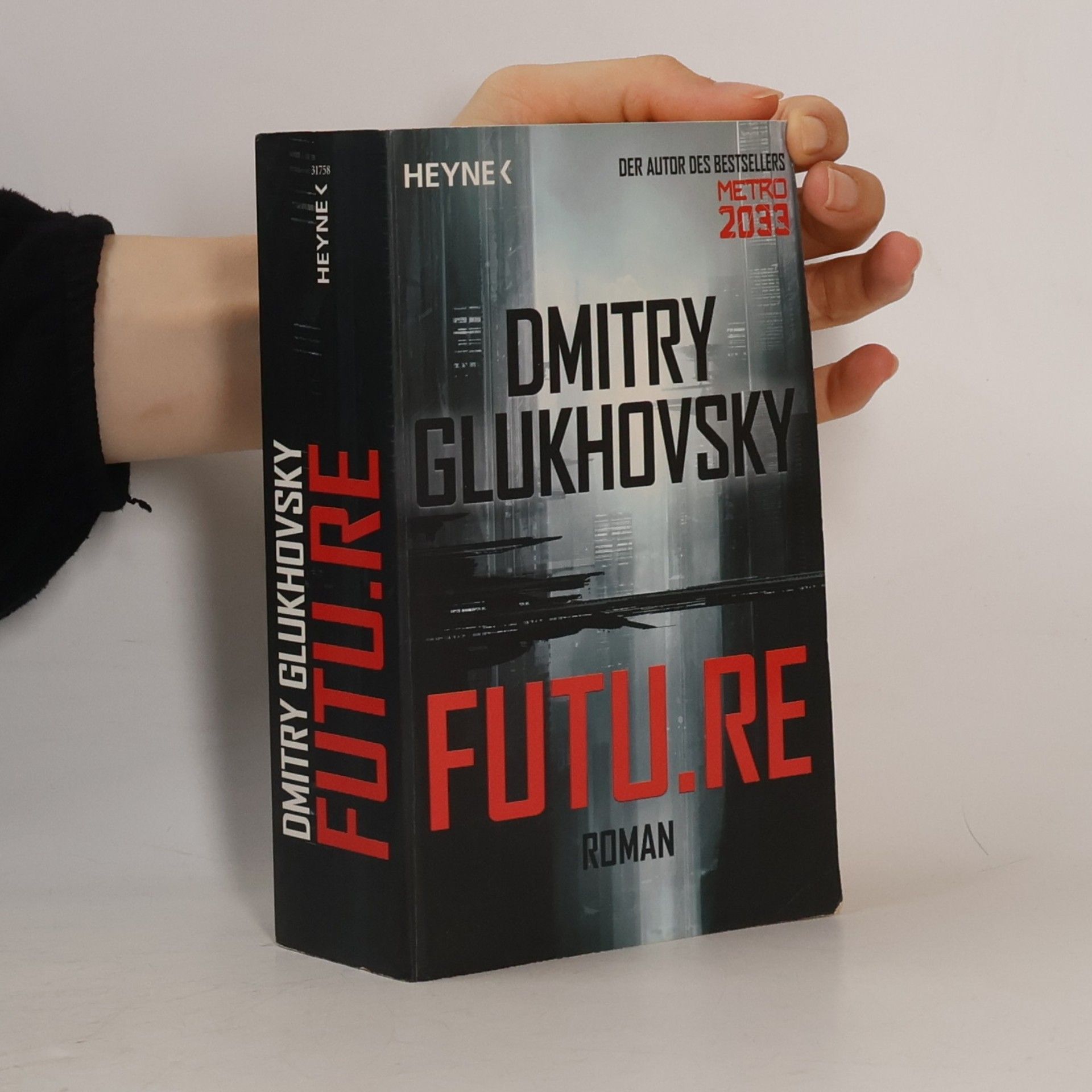 Dmitry Gluchovsky Futu.re