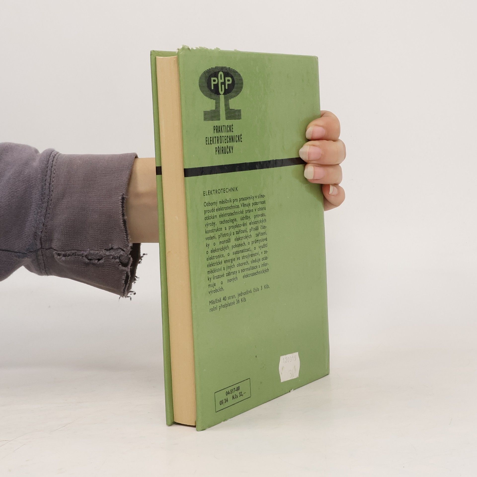 Zdeněk Kvapilík Elektrické rozvody v trubkách a lištách