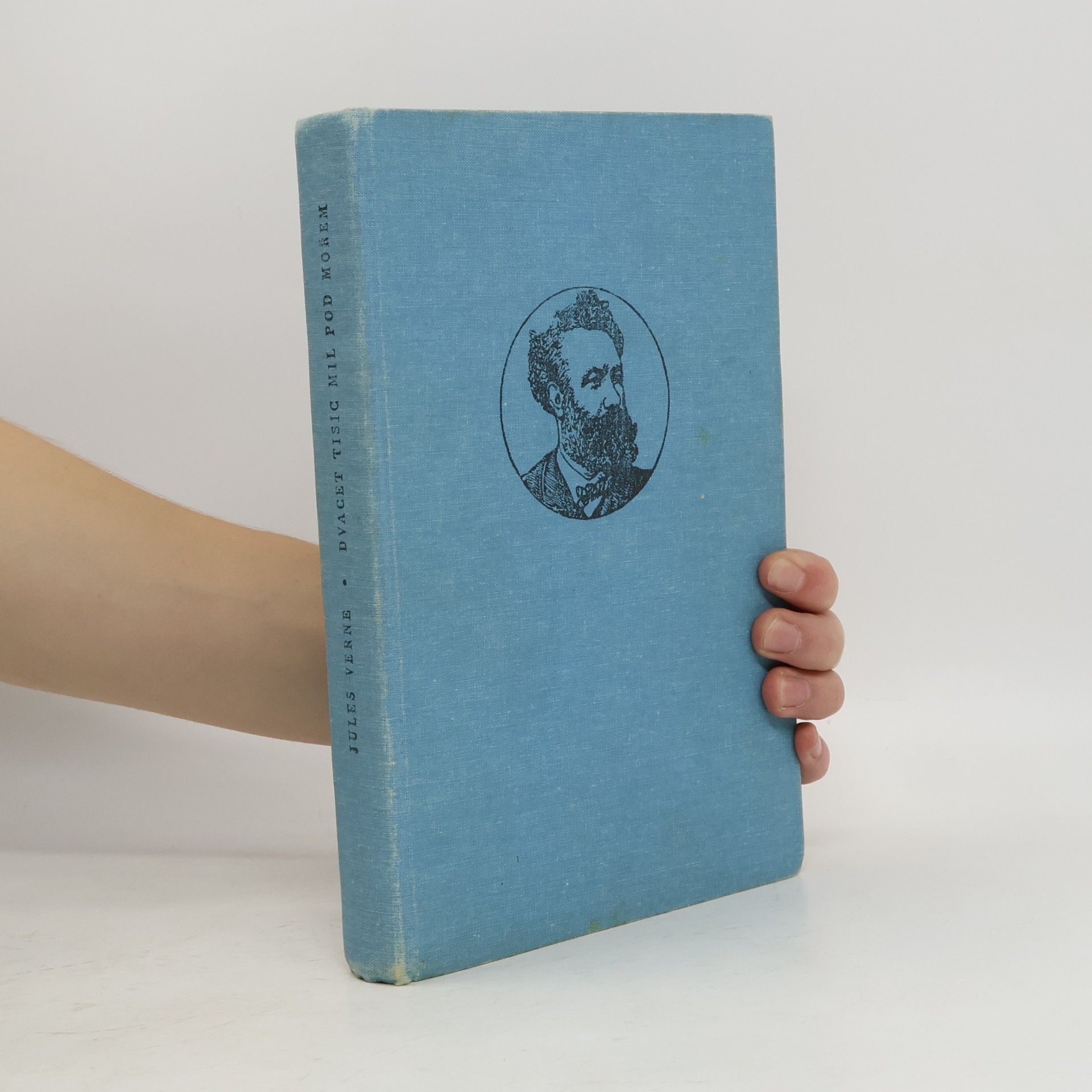 Jules Verne DVACET TISIC MIL POD MOREM