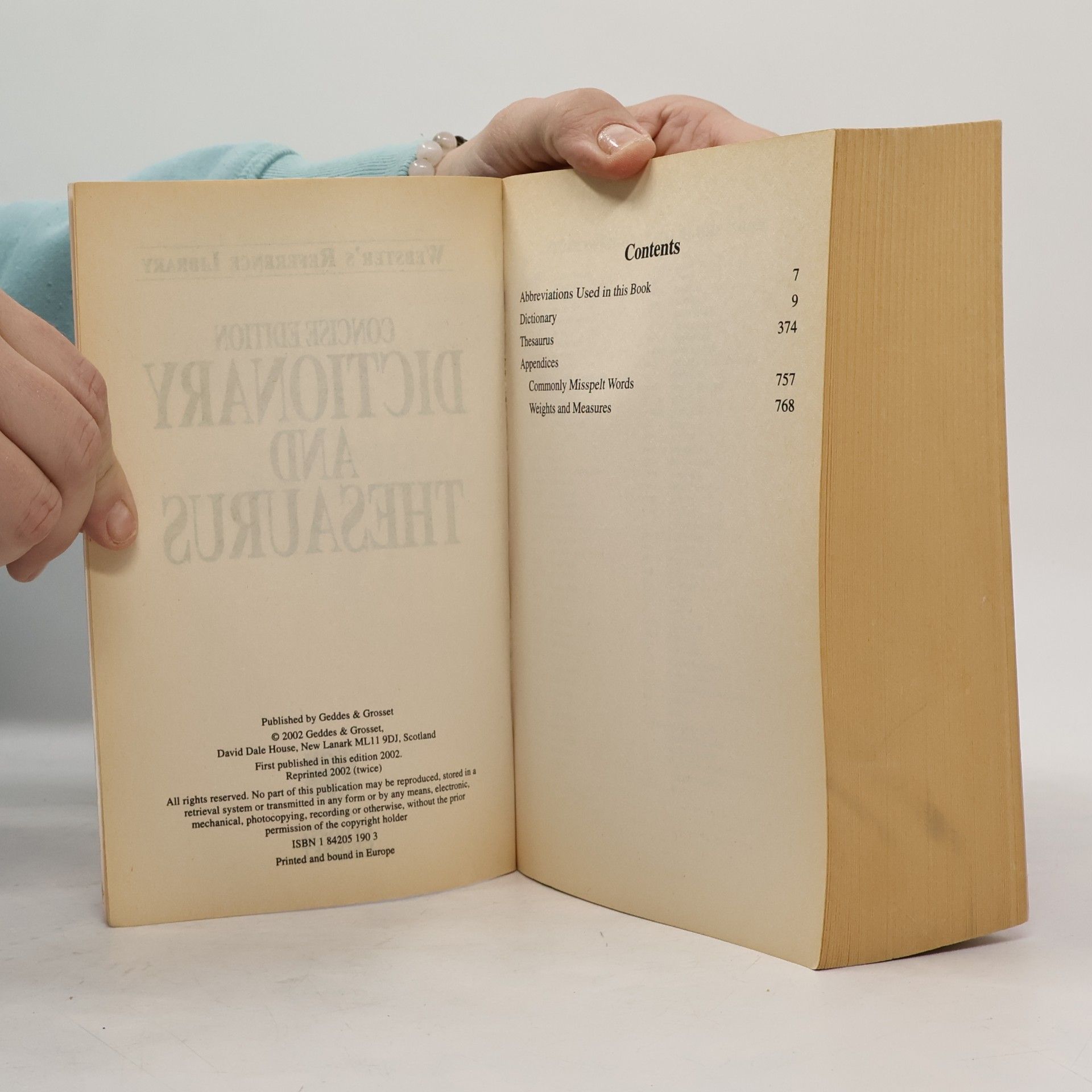 Autorenkollektiv Dictionary and thesaurus