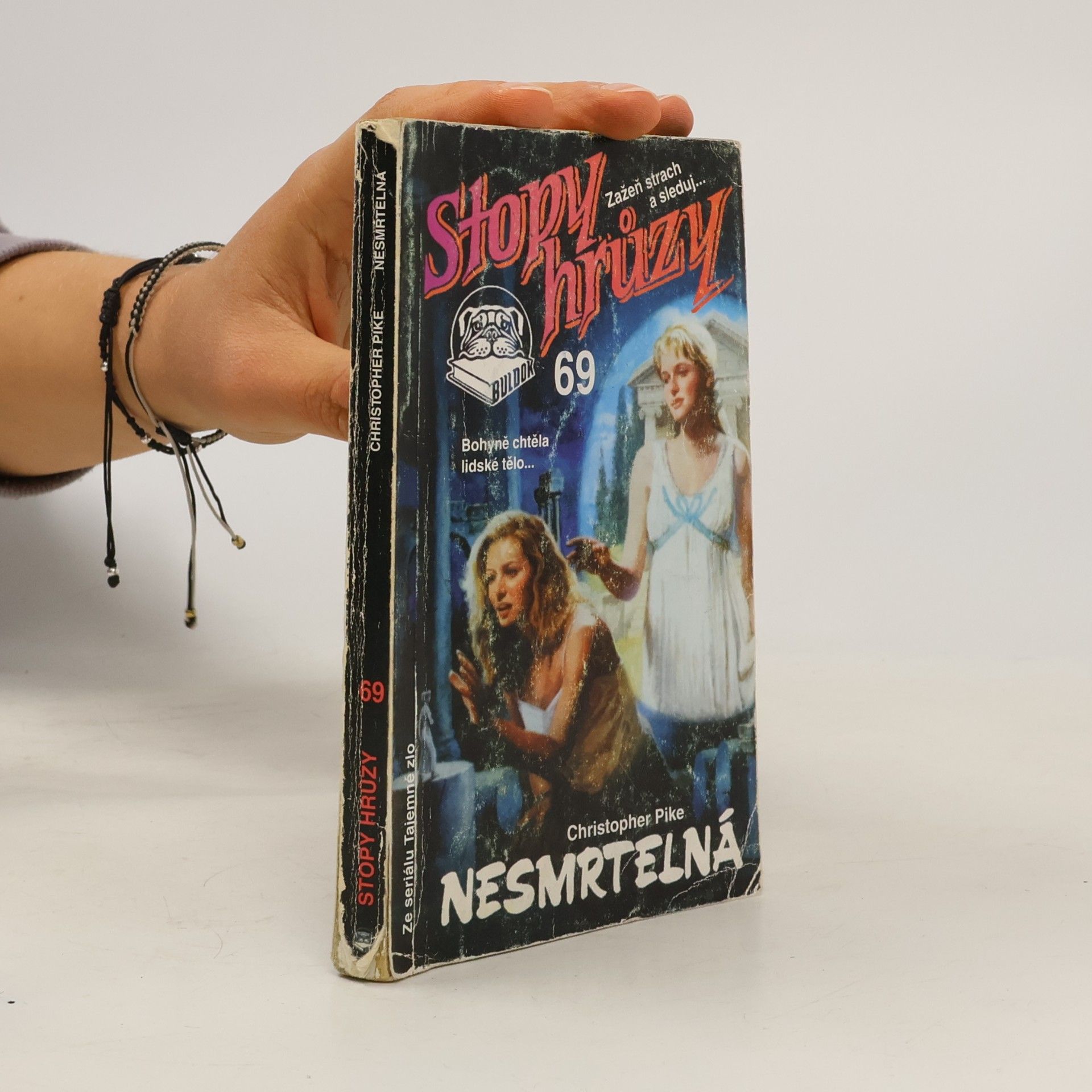 Christopher Pike Nesmrtelná. Stopy hrůzy 69