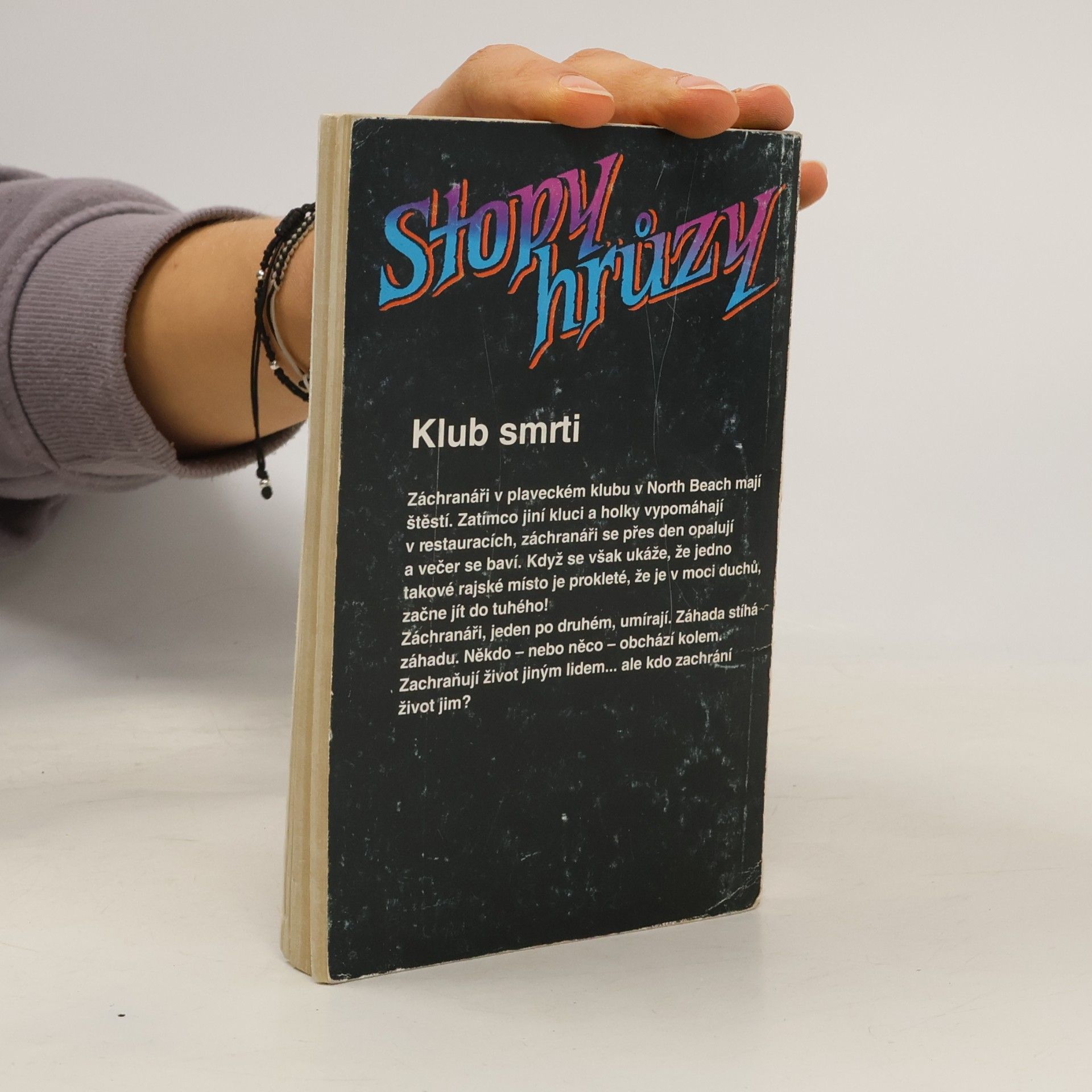 R. L. Stine Smrt záchranářů. Stopy hrůzy 71
