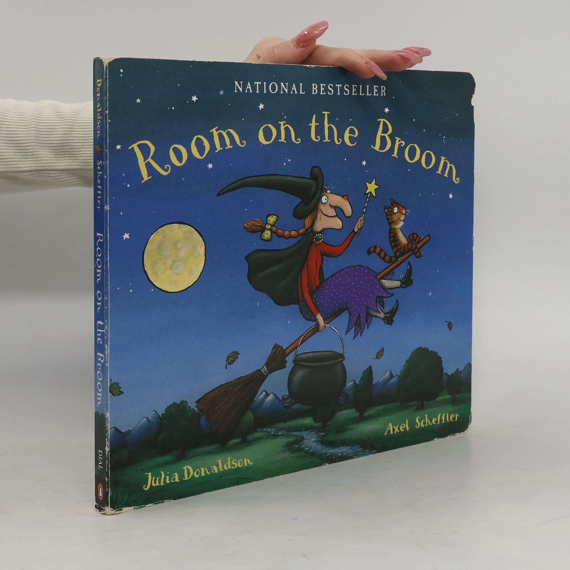 Julia Donaldson Room on the Broom Lap Board Book